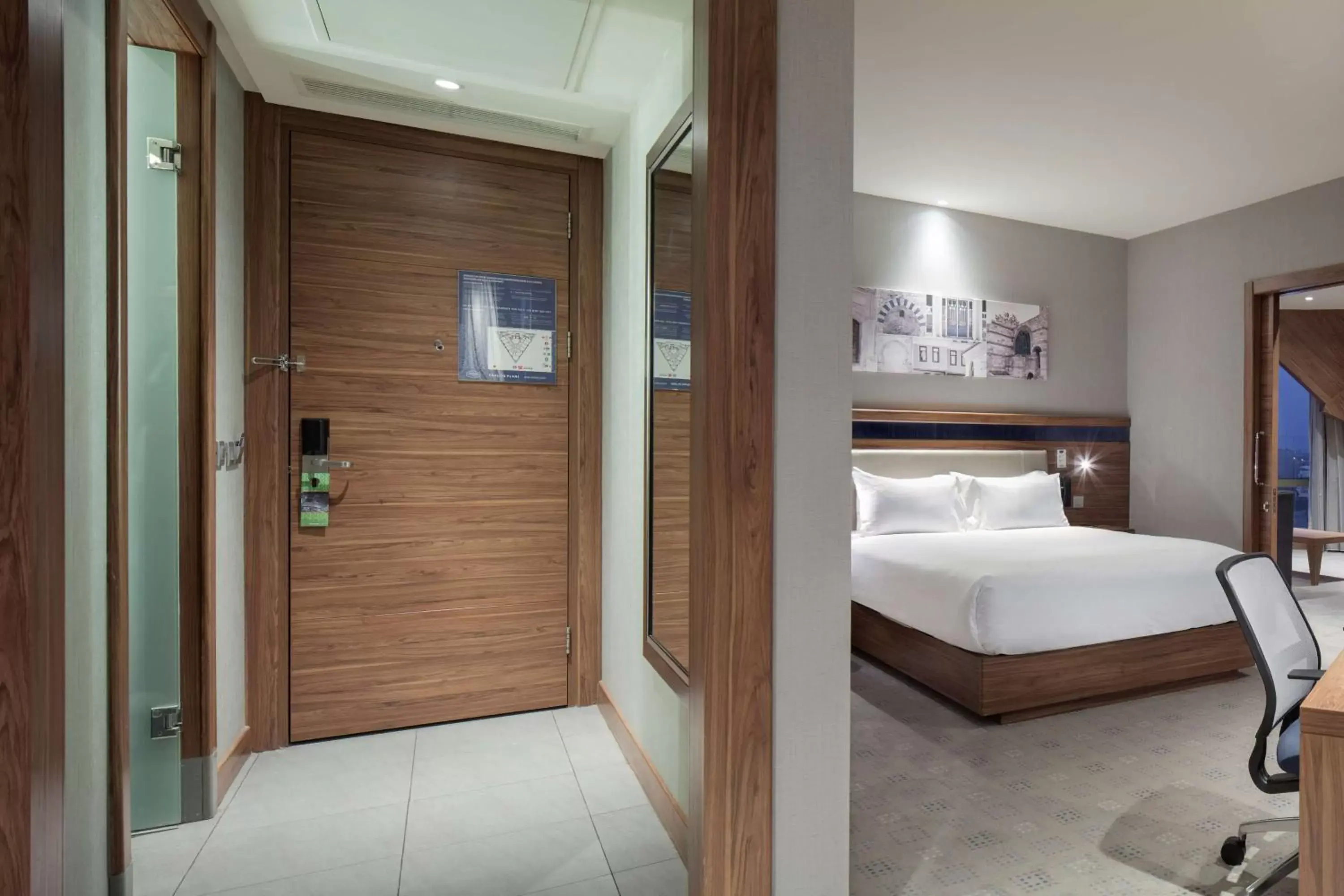 Bathroom, Bed in Hampton By Hilton Bursa