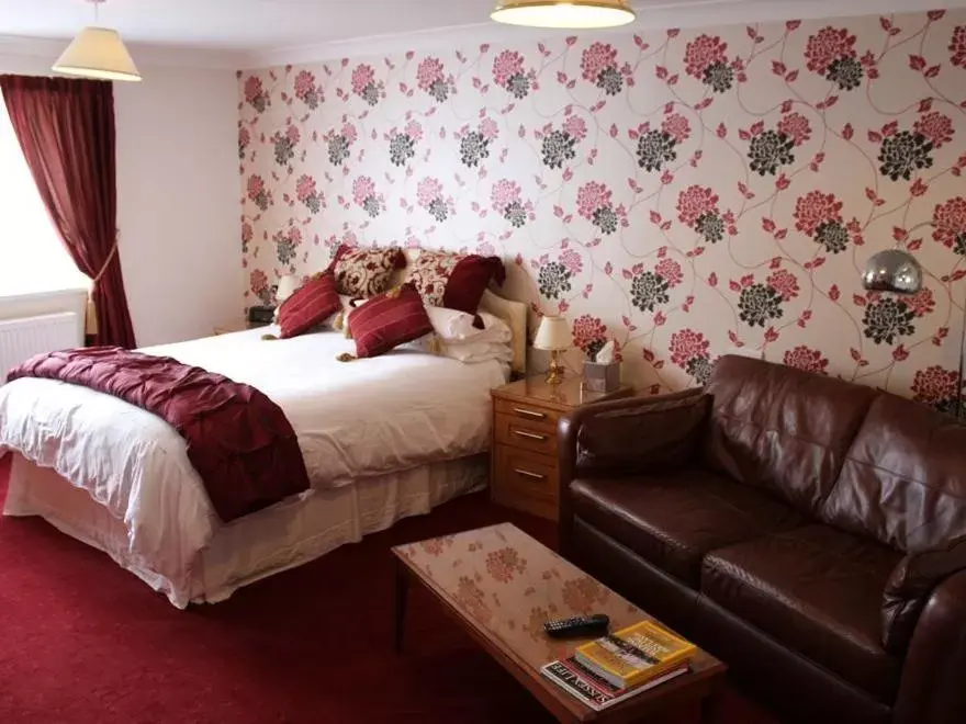 Bedroom, Bed in Merton House