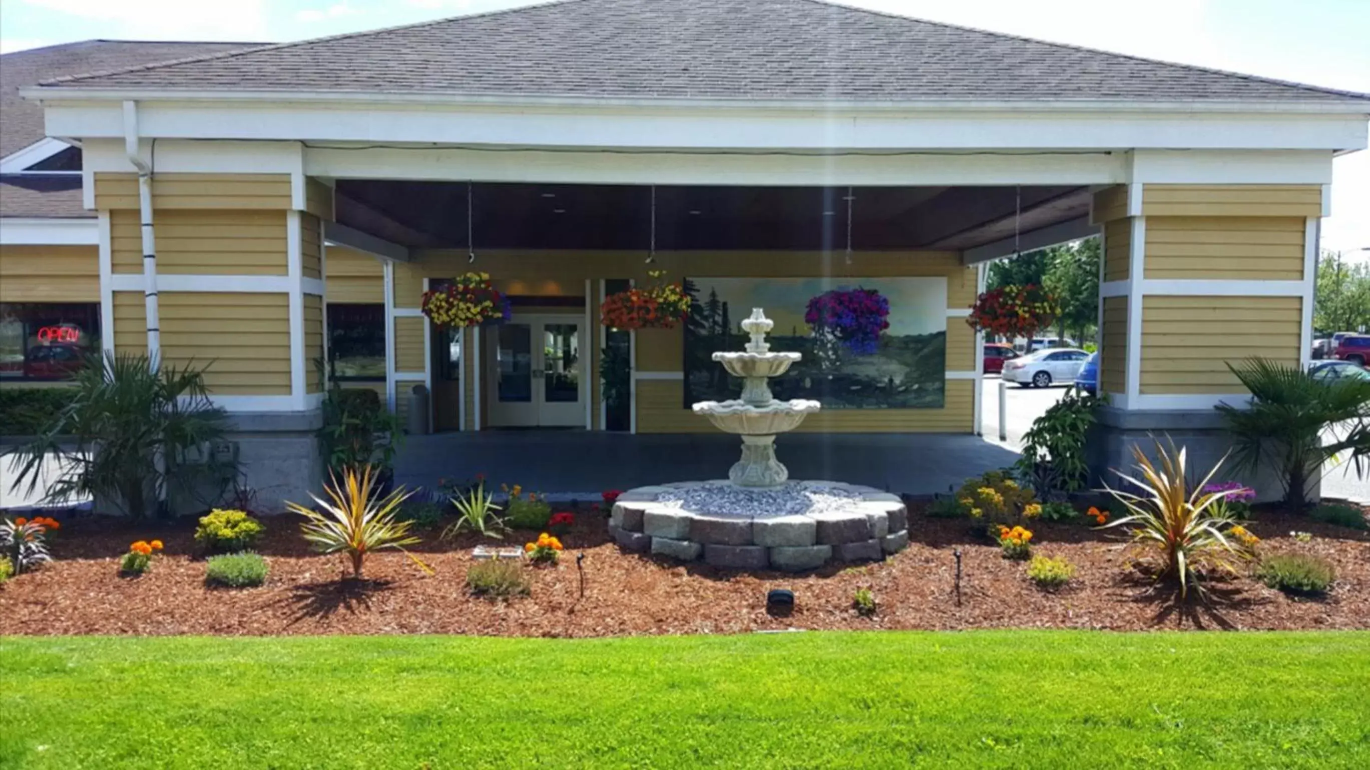 Facade/entrance in GuestHouse Inn Enumclaw Facade/entrance in GuestHouse Inn Enumclaw