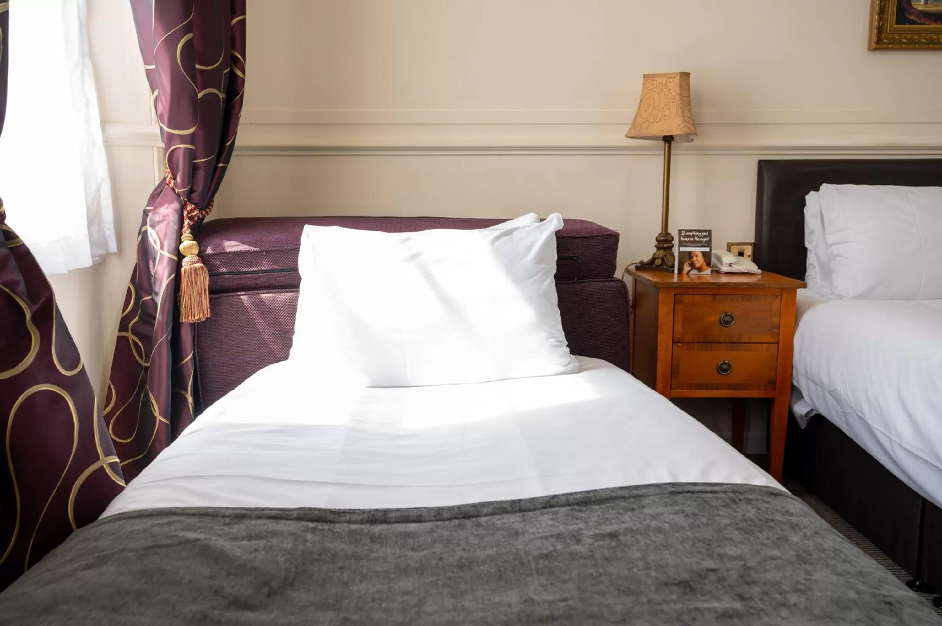 Bed in Antelope by Greene King Inns