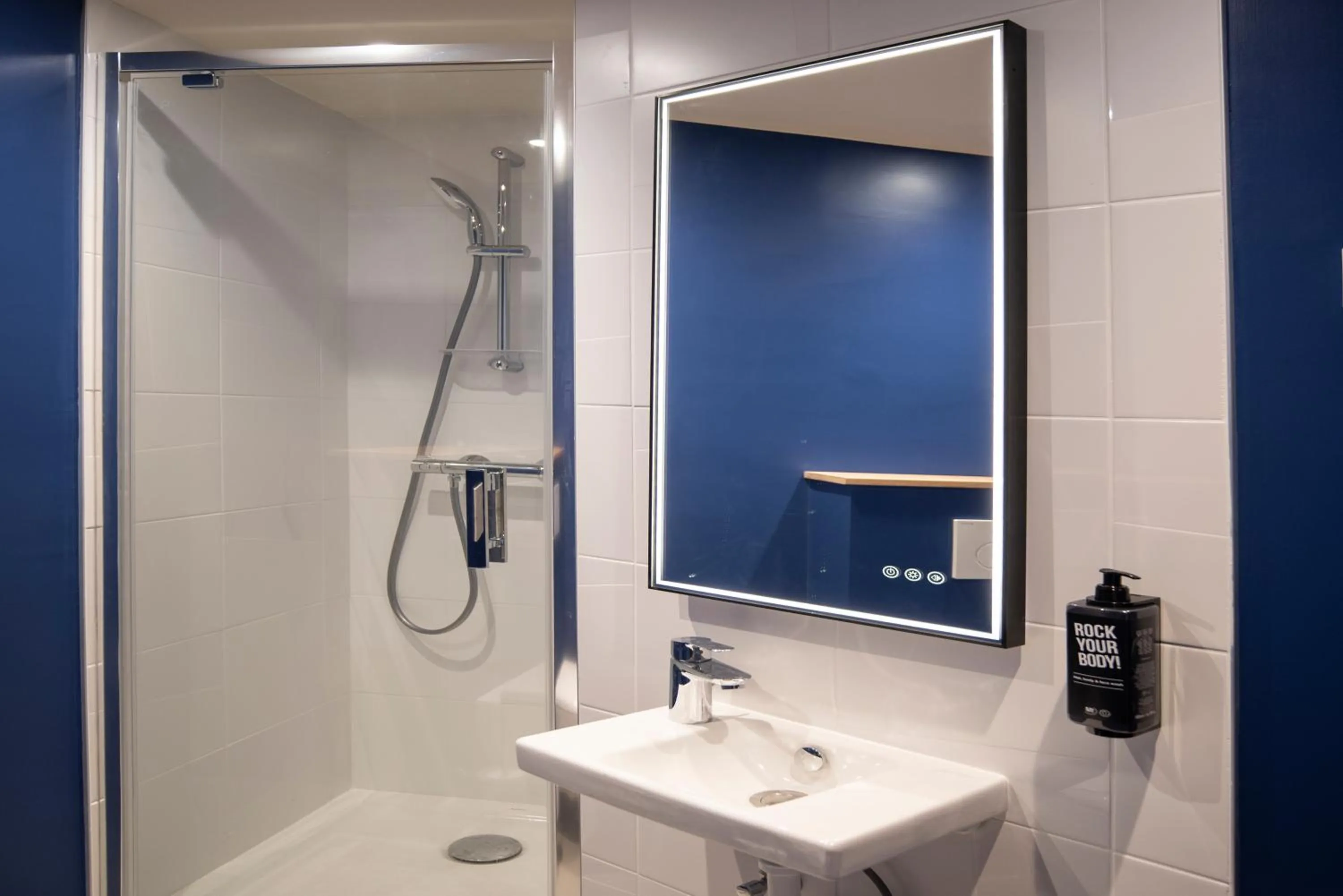 Bathroom in ibis Styles Paris Opera Lafayette