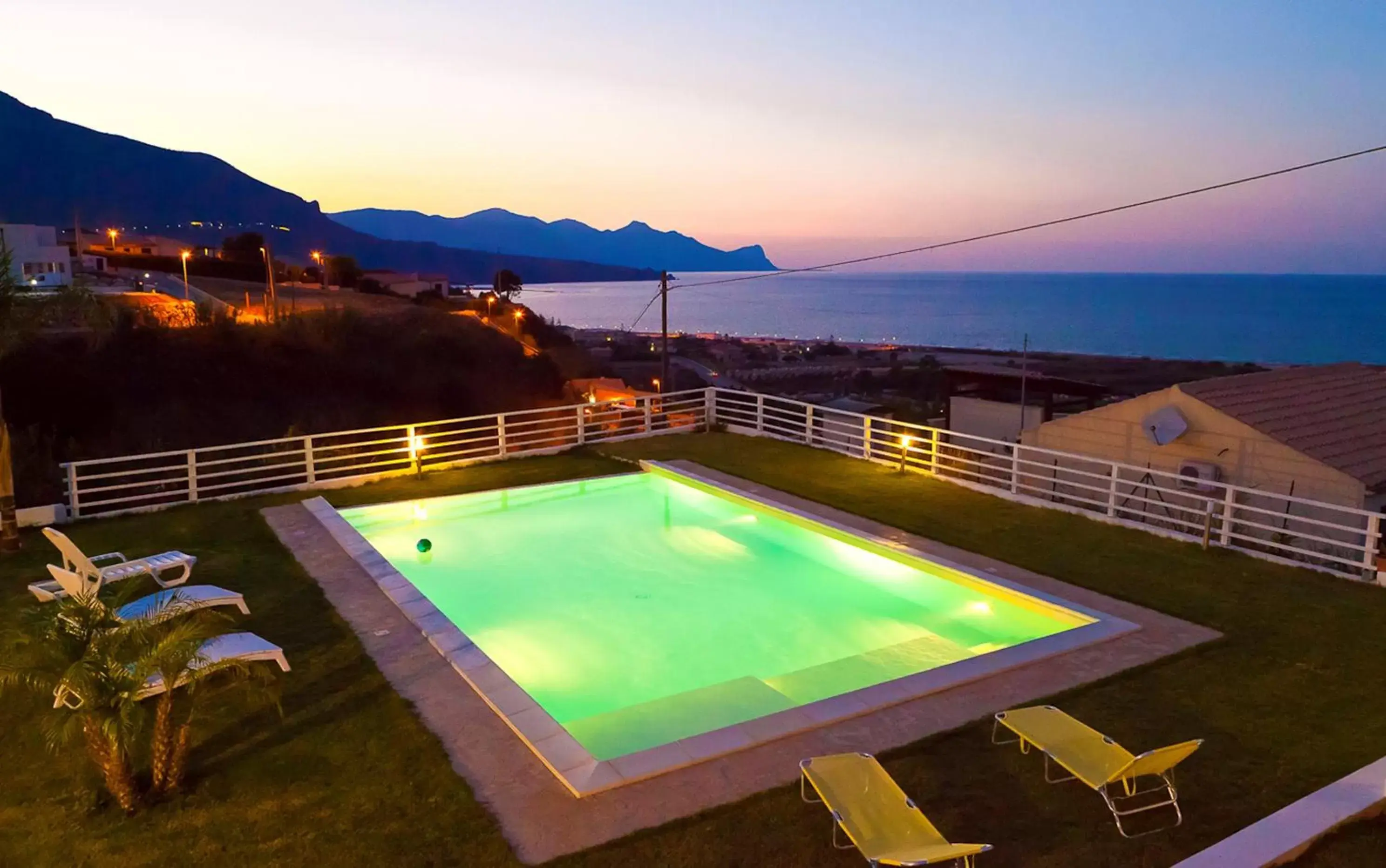 Garden view, Swimming Pool in Casa Azul