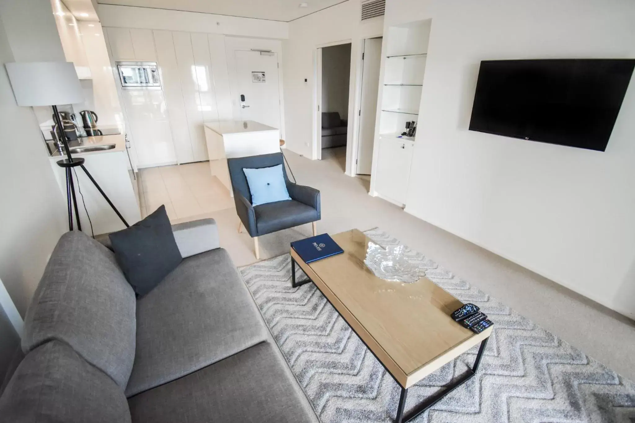 TV and multimedia, Seating Area in Belise Apartments