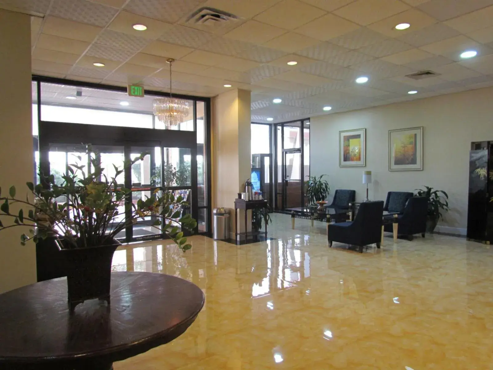 Lobby or reception, Restaurant/Places to Eat in Romana Hotel - Houston Southwest