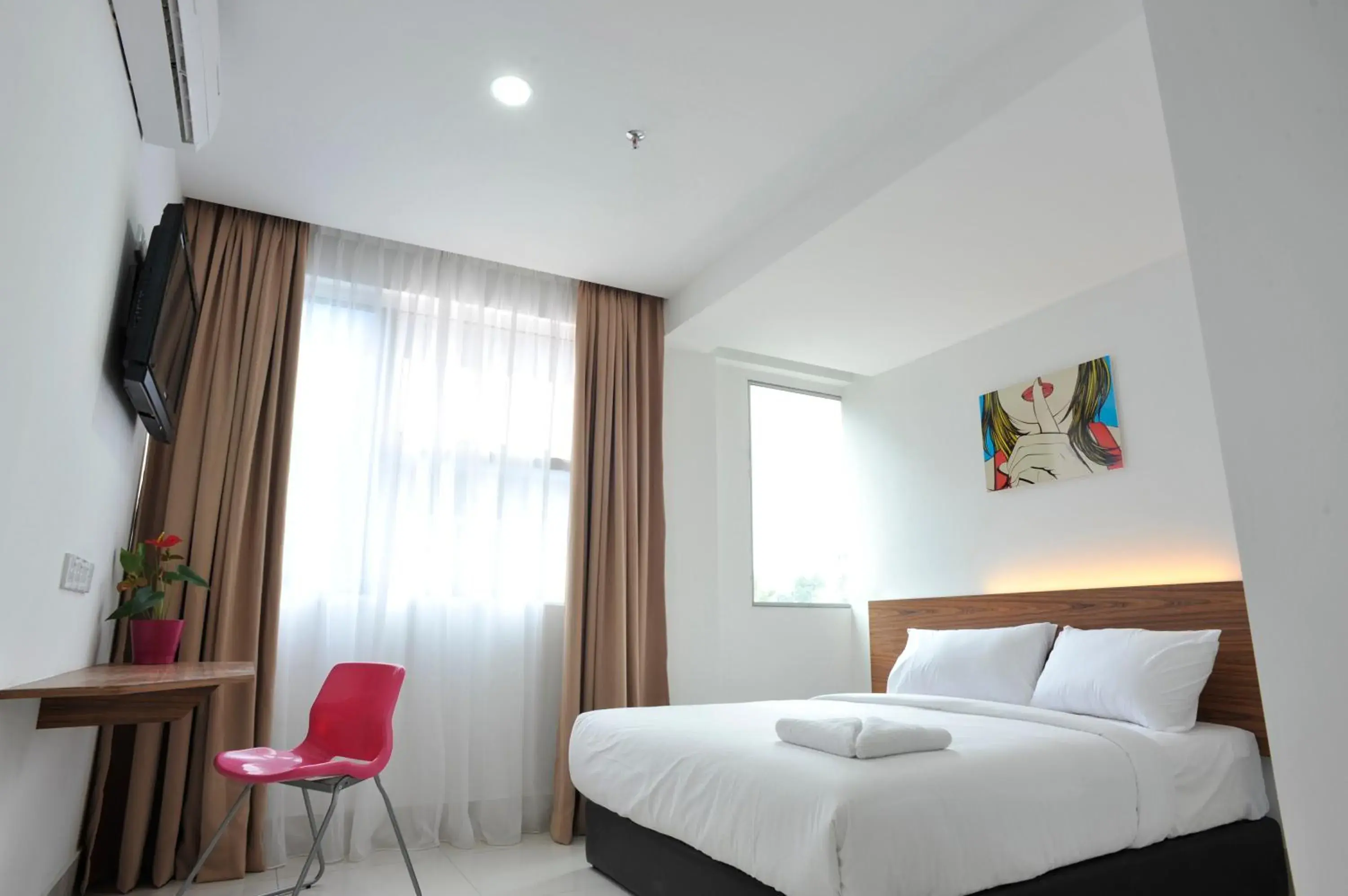 Bed in V Hotel Kuala Lumpur