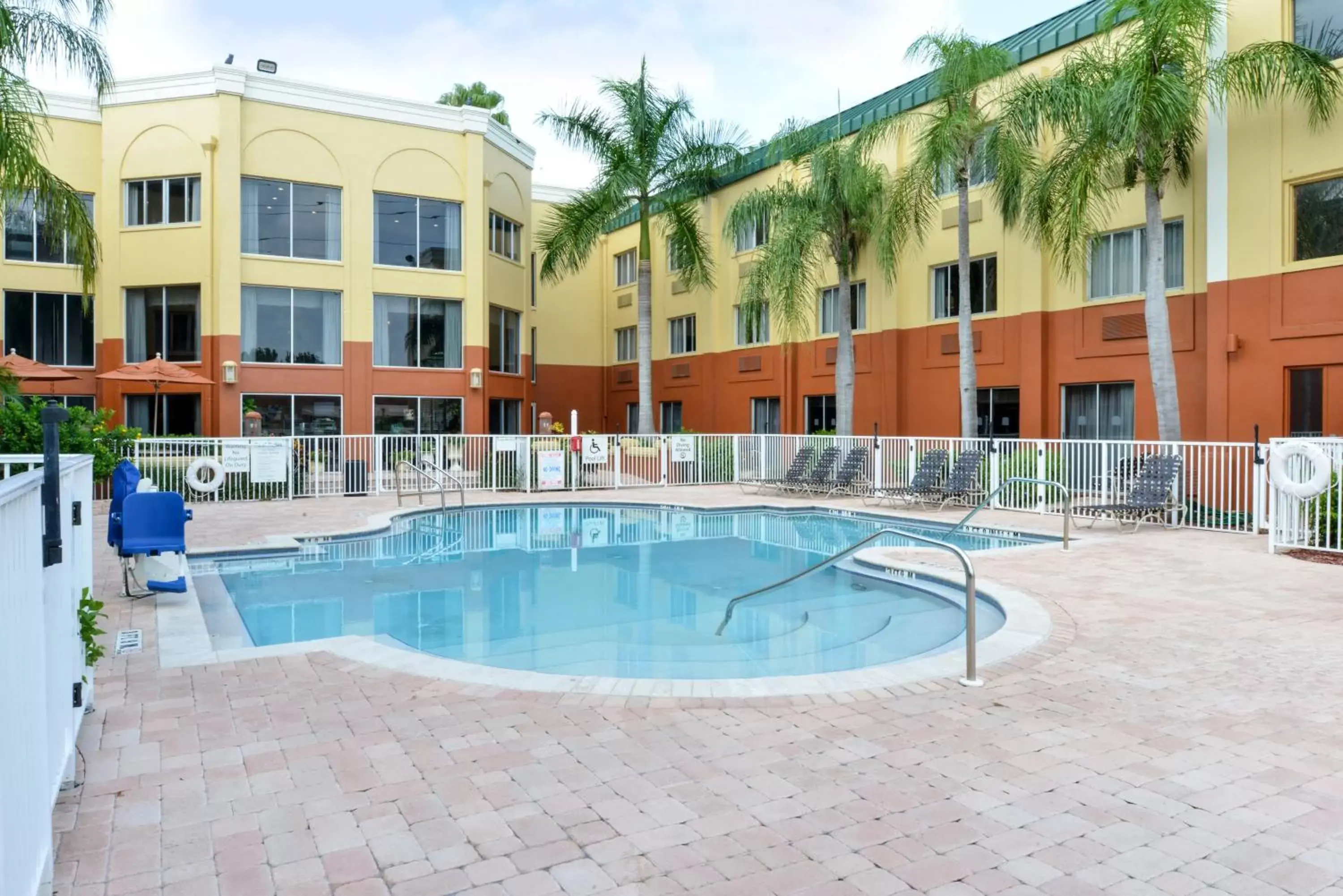 Swimming Pool in Holiday Inn Express Hotel Clearwater East - ICOT Center, an IHG Hotel