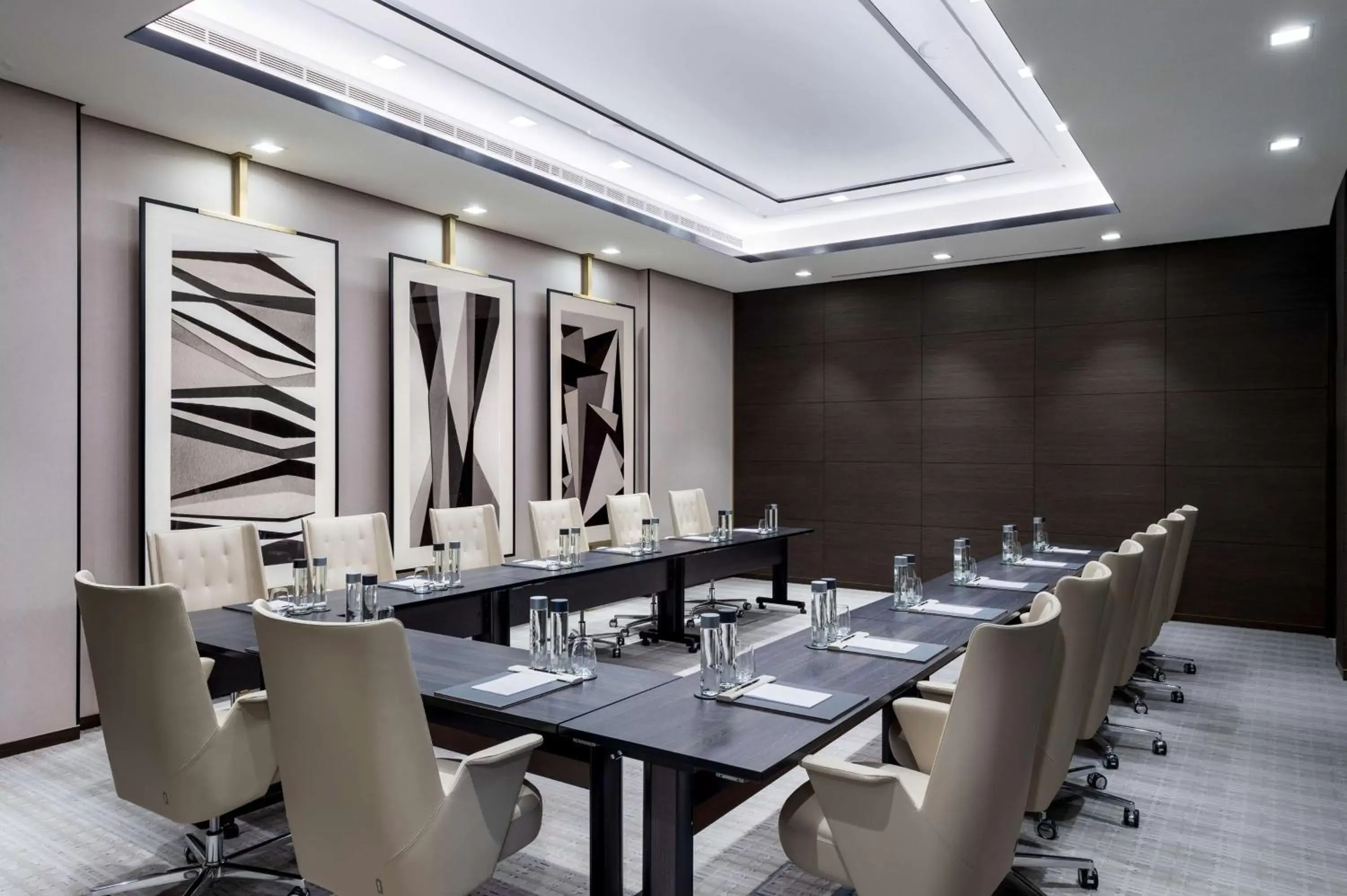 Meeting/conference room in Waldorf Astoria Kuwait