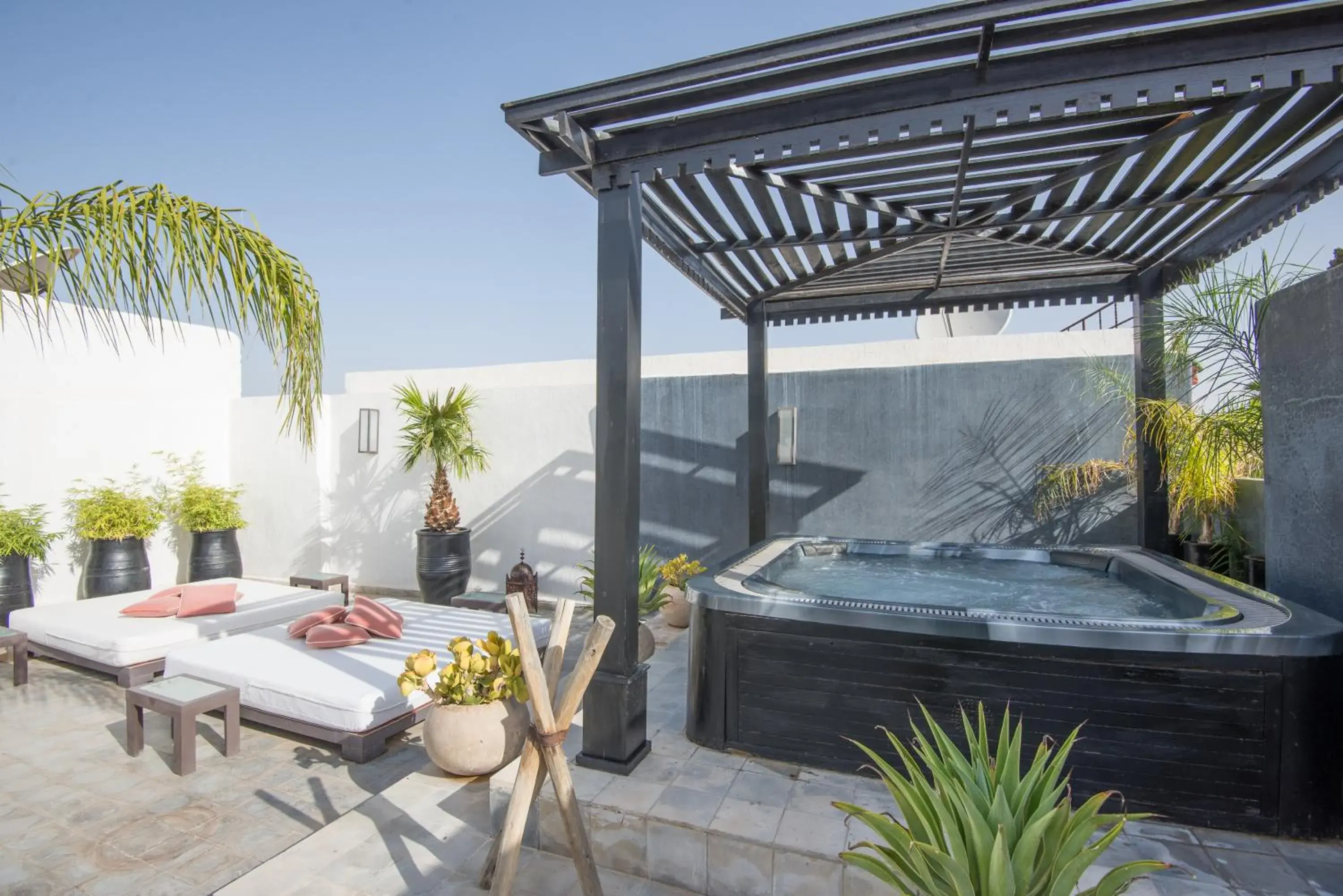 Patio, Swimming Pool in Riad Villa Weng & Spa