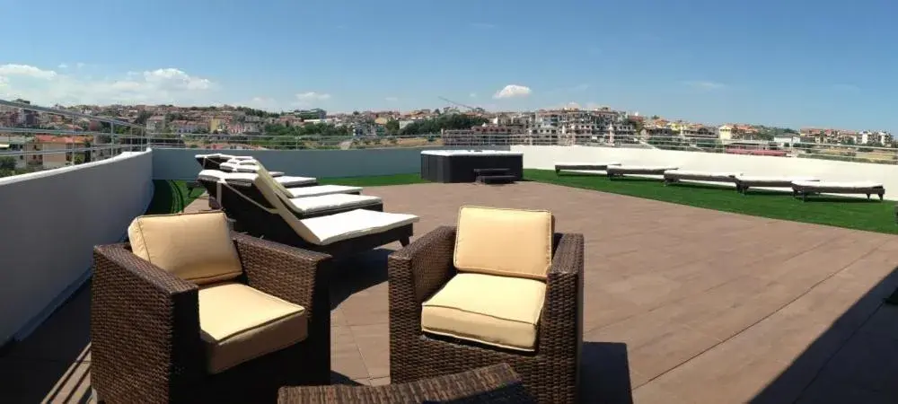 Balcony/Terrace in Gabri Park Hotel