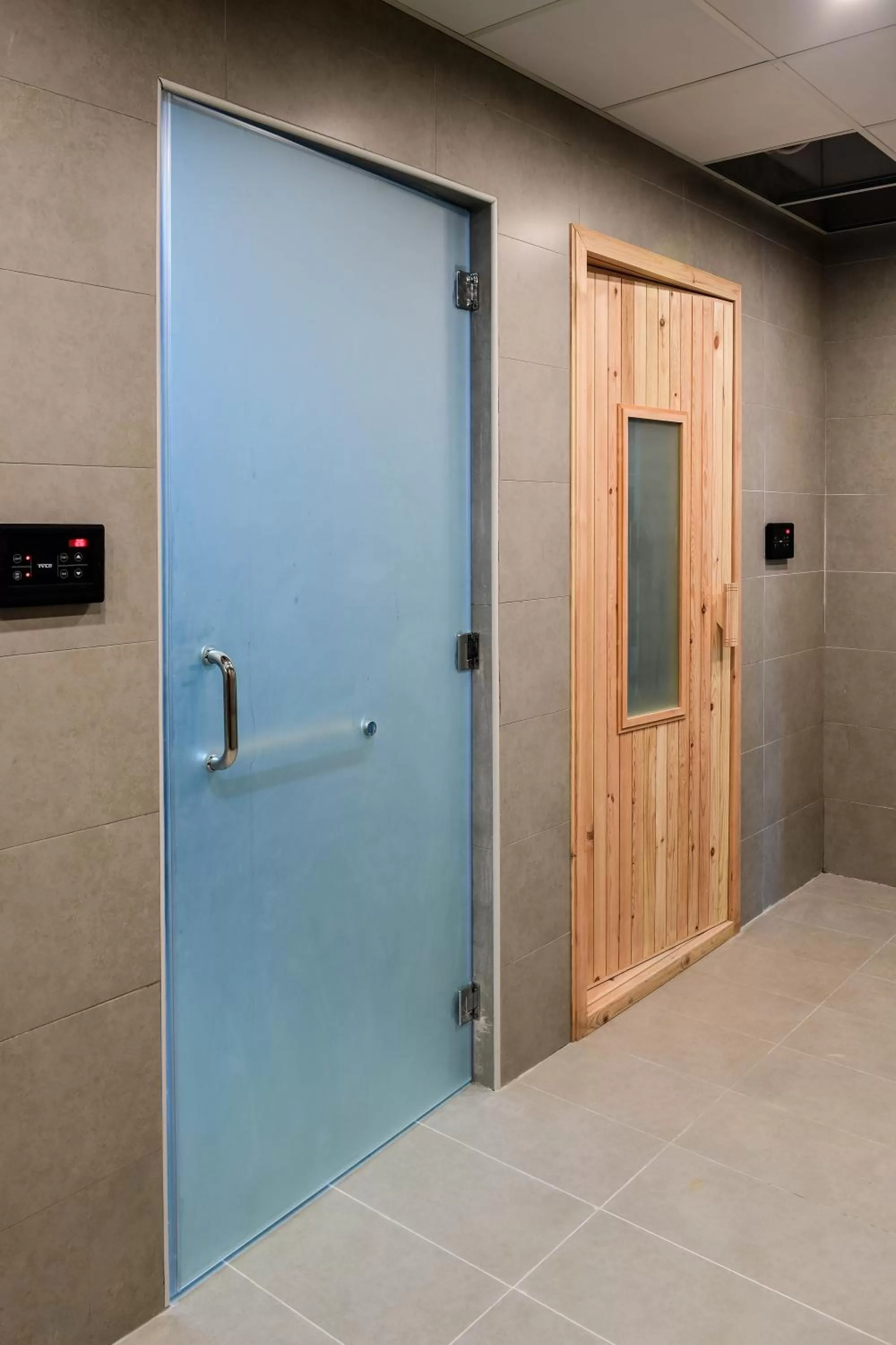 Noor Amwaj Hotel & Apartment