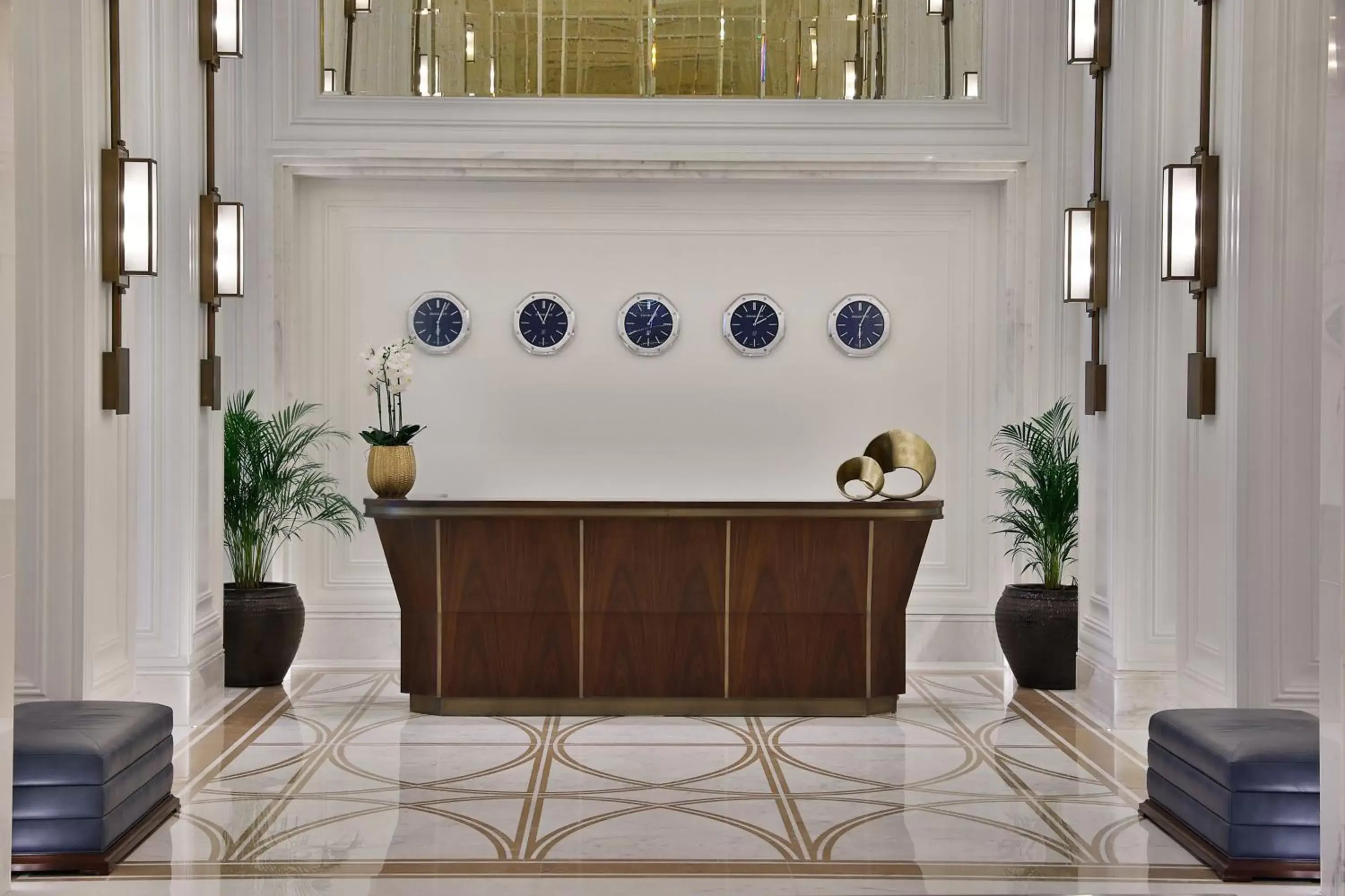 Lounge or bar, Lobby/Reception in The Ritz-Carlton, Amman