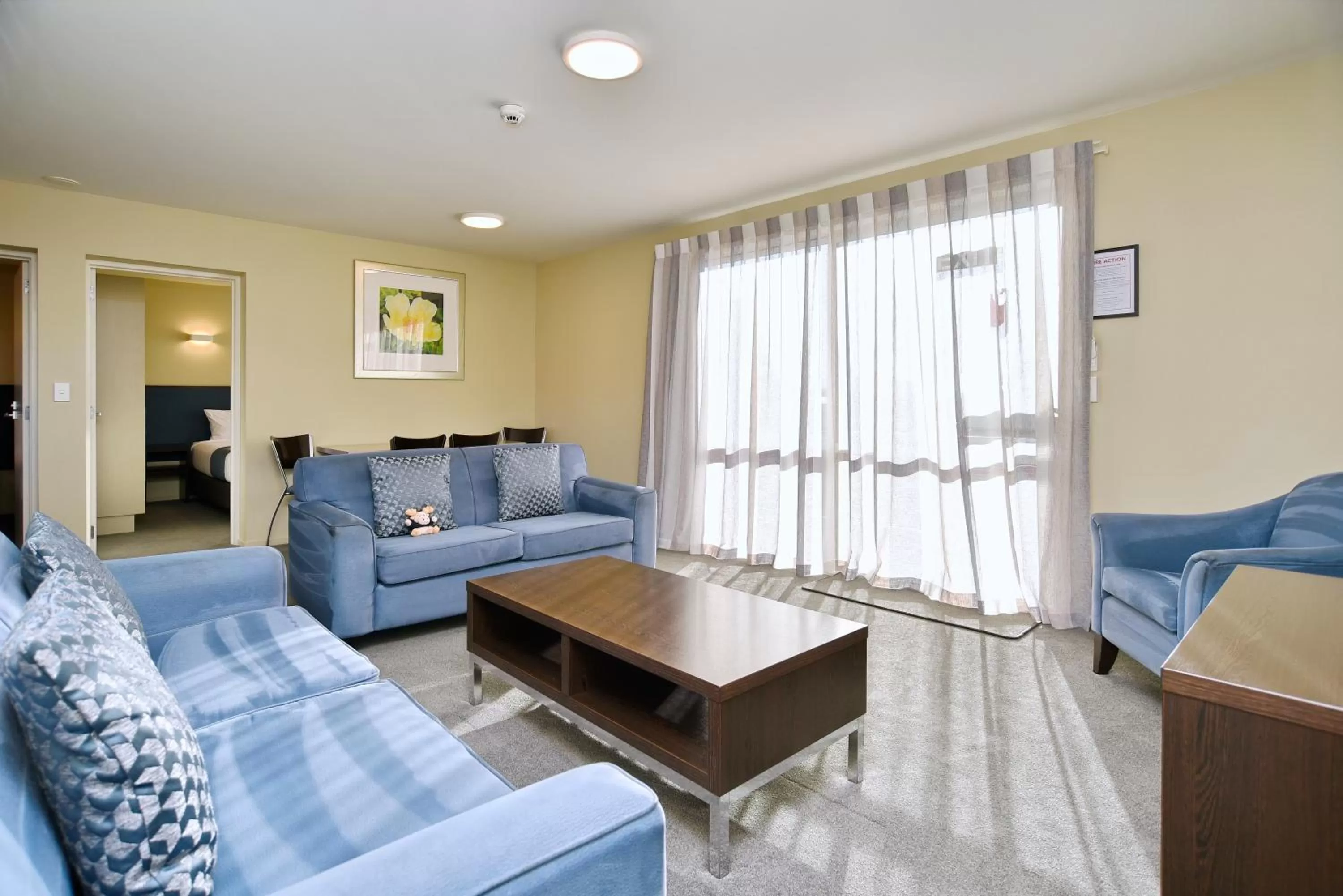 Photo of the whole room in The Riverstone