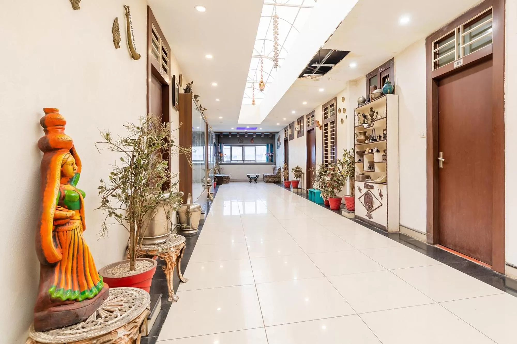 Lobby or reception in Via Shree Regency