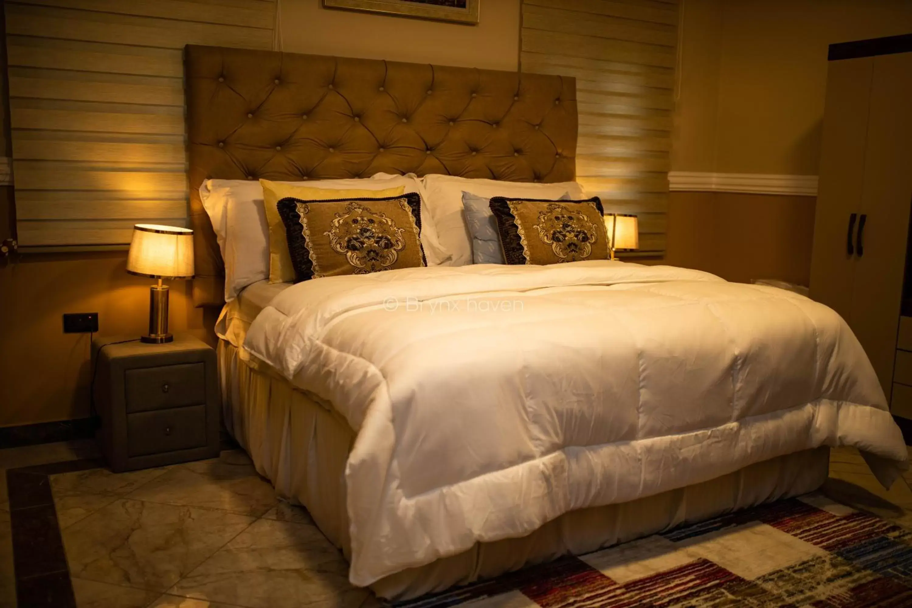 Family Room with Bathroom in Brynx Haven - Cape Coast Family Room with Bathroom in Brynx Haven - Cape Coast