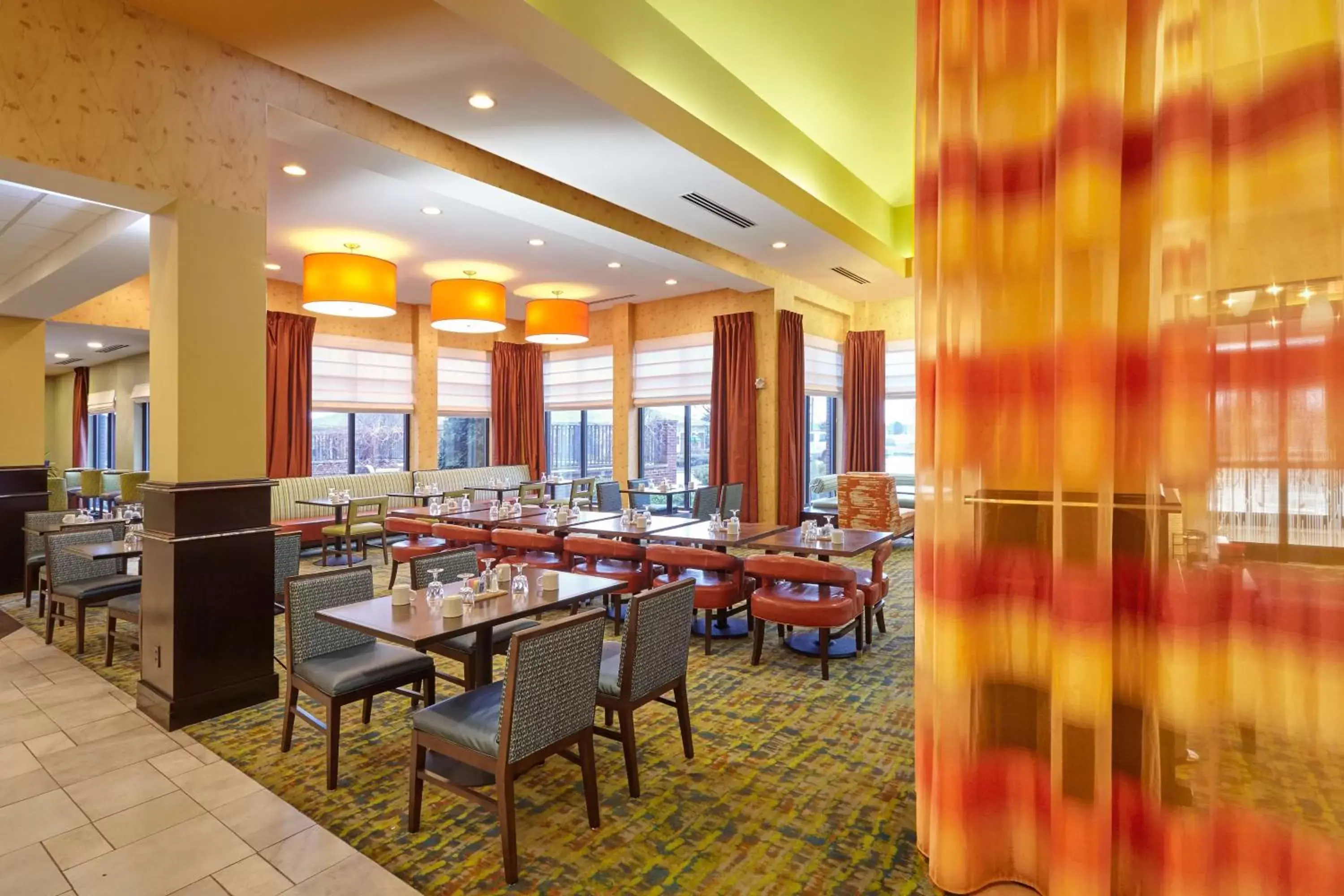 Dining area, Restaurant/Places to Eat in Hilton Garden Inn Indianapolis Northwest