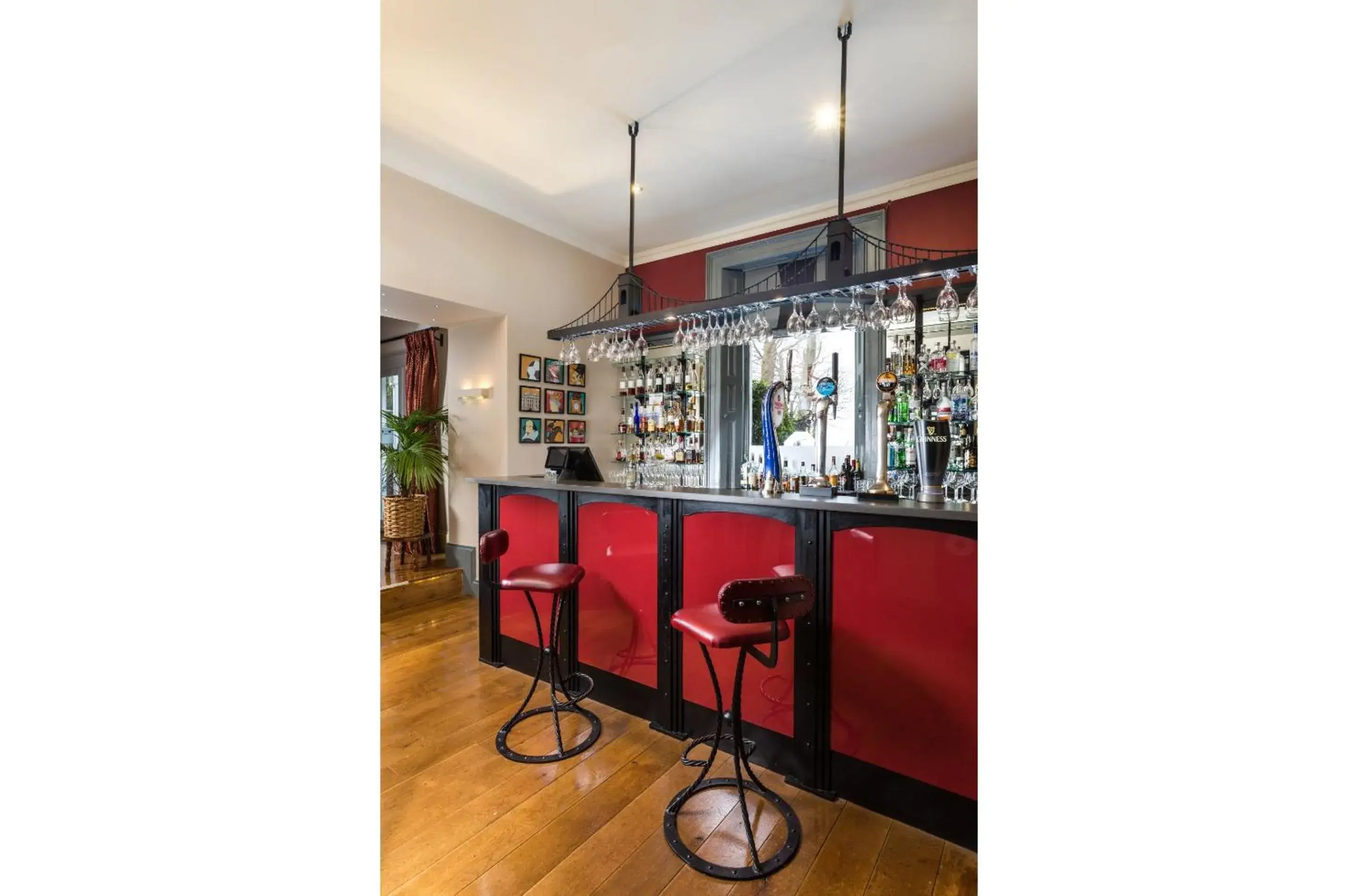 Lounge or bar, Lounge/Bar in OYO Orestone Manor