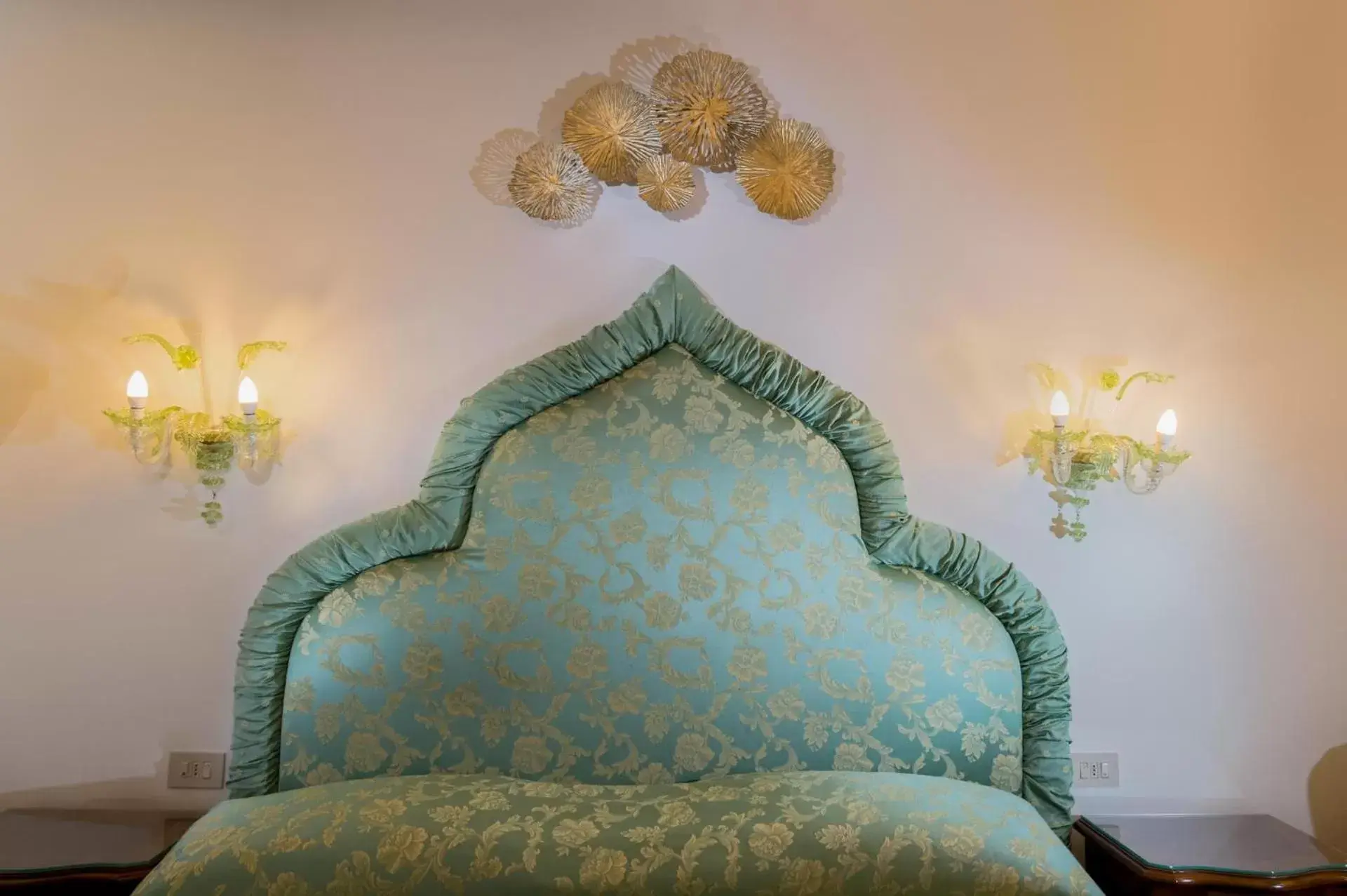 Bedroom, Seating Area in Hotel Giorgione