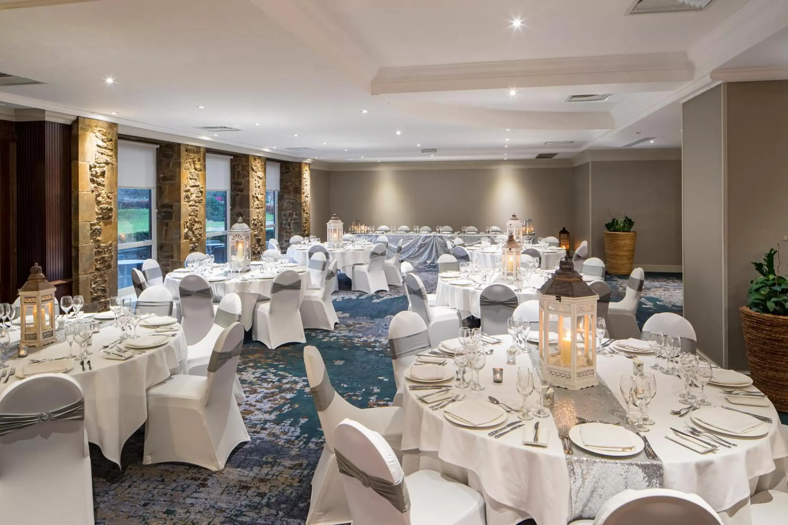 Meeting/conference room, Banquet Facilities in Crowne Plaza Stratford-upon-Avon, an IHG Hotel