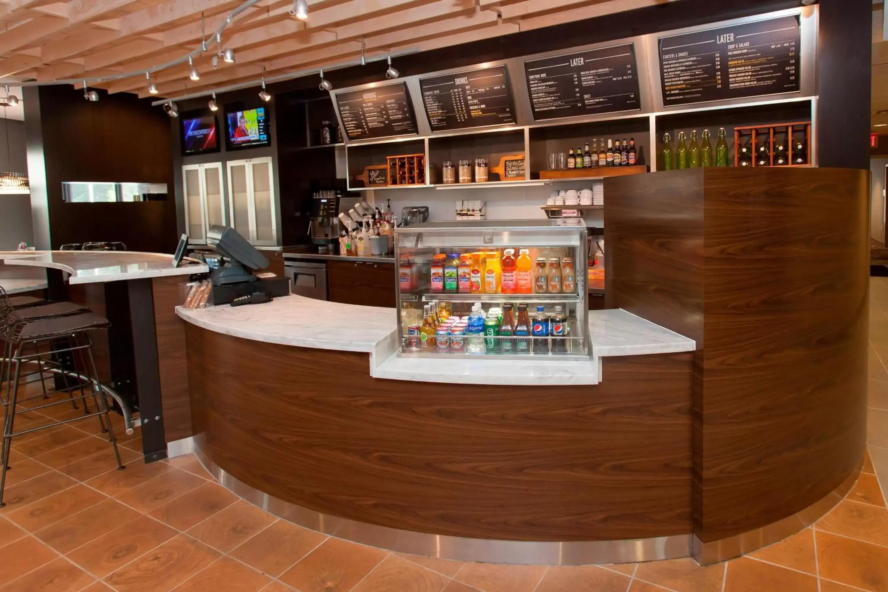 Restaurant/places to eat, Lounge/Bar in Courtyard by Marriott Houston Springwoods Village
