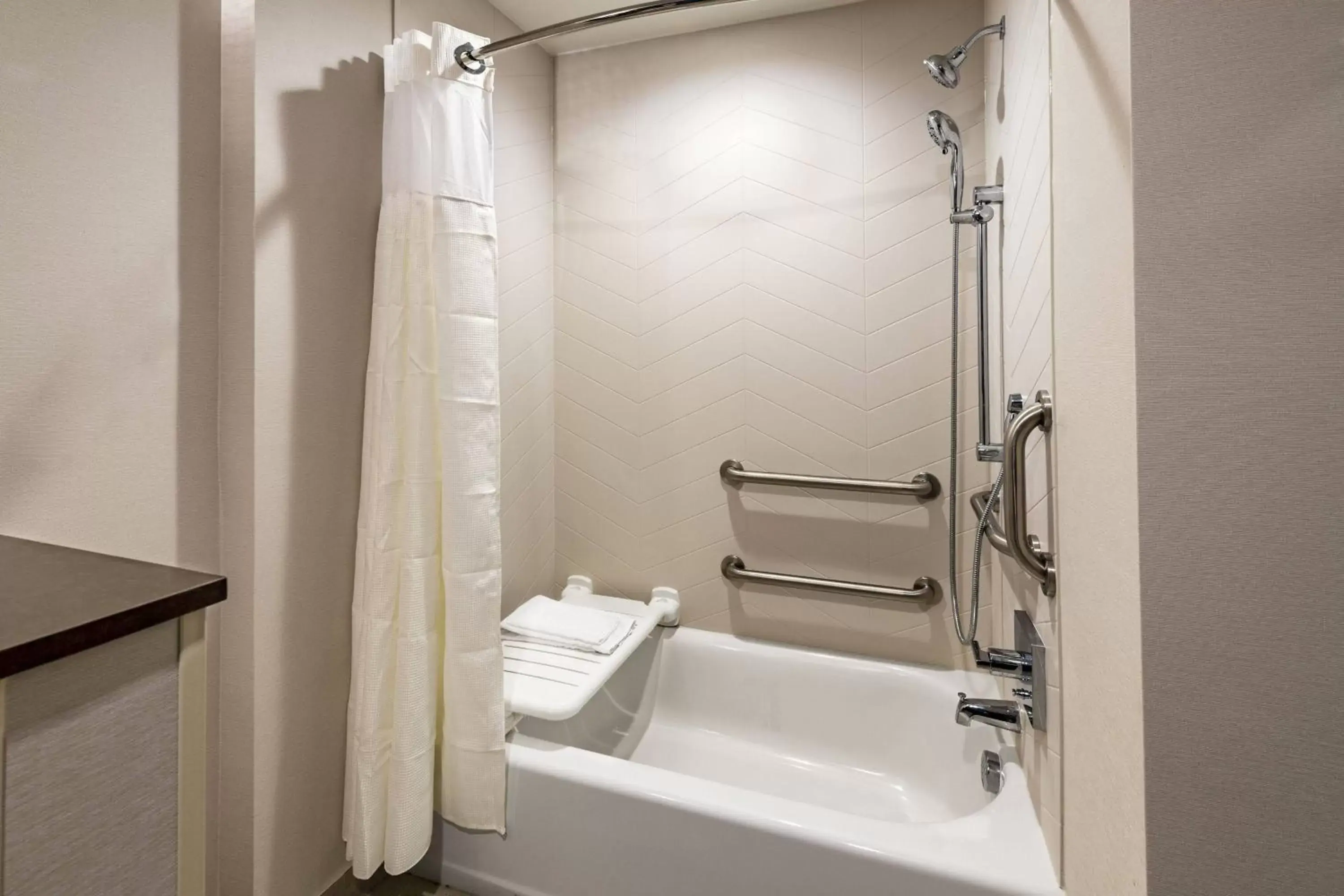 Bathroom in Fairfield by Marriott Inn & Suites Uncasville Mohegan Sun Area