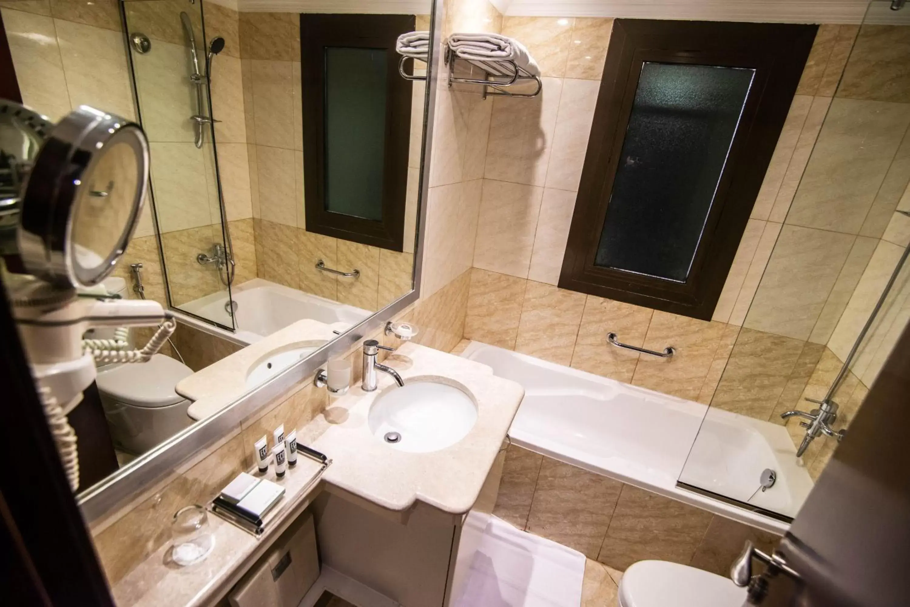 Bathroom in Mercure Dubai Barsha Heights Hotel Suites