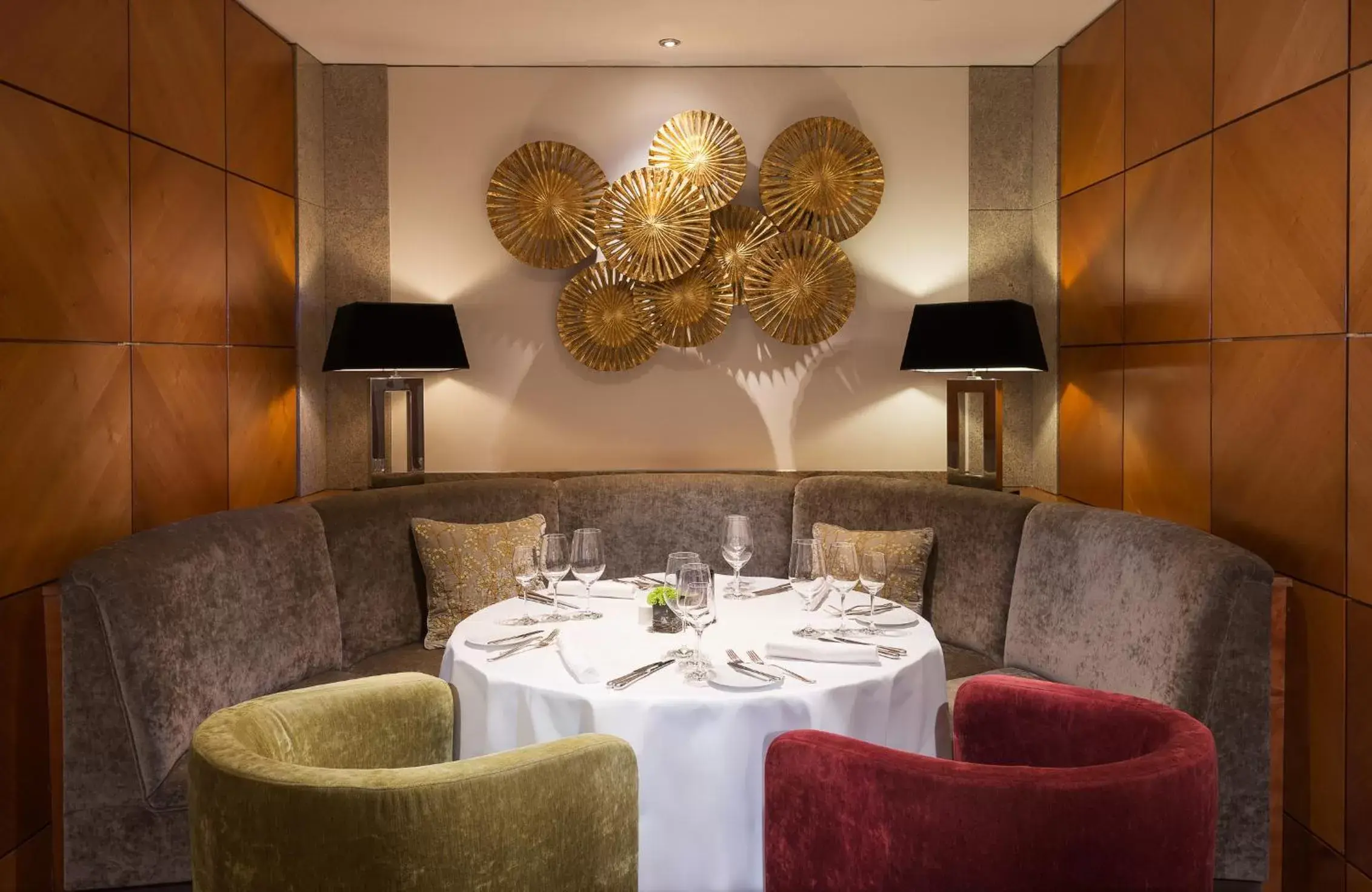 Restaurant/places to eat in Hotel Palace Berlin Restaurant/places to eat in Hotel Palace Berlin