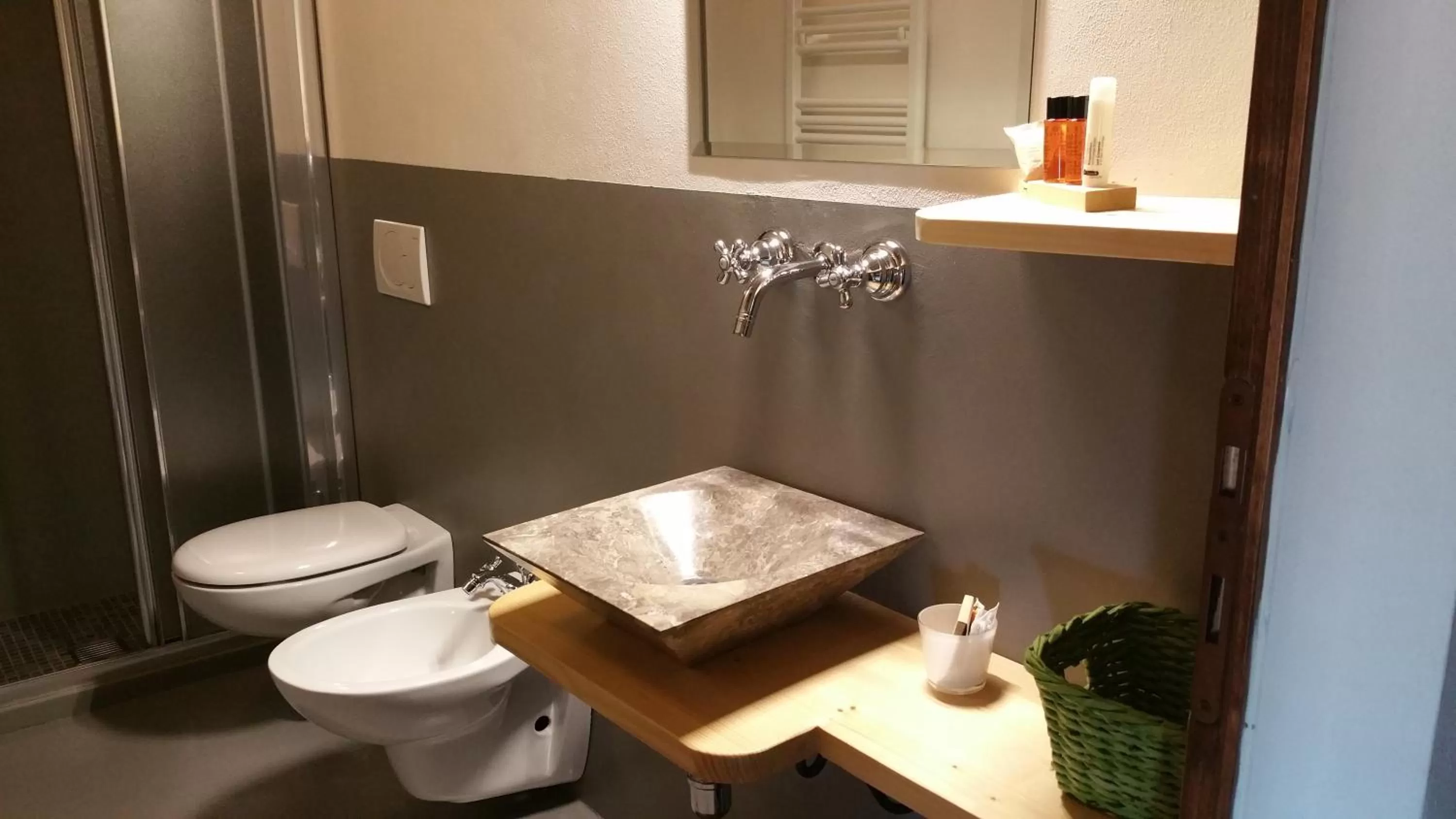 Bathroom in Scalette di Piazza B&B