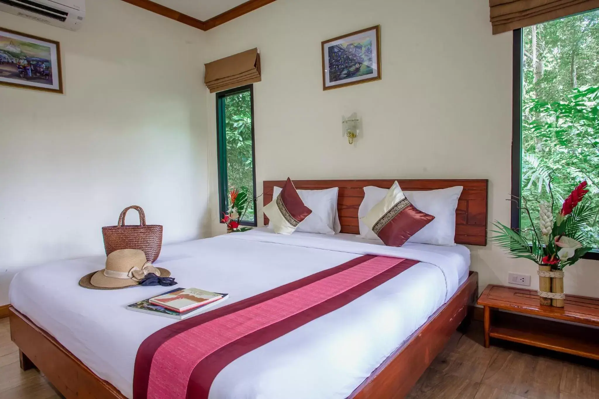 Bed in Aonang Cliff View Resort SHA Extra Plus