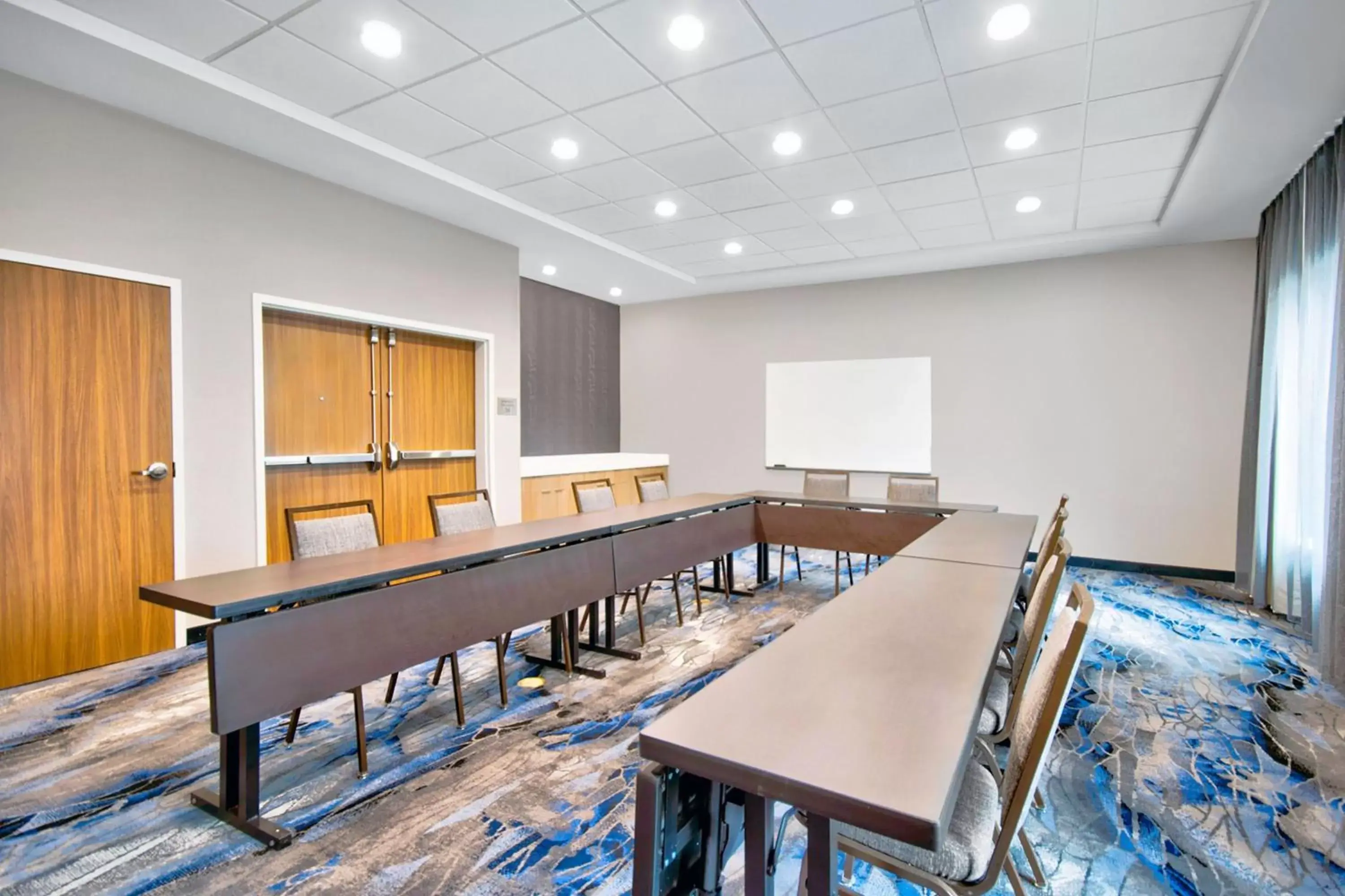 Meeting/conference room in Fairfield by Marriott Inn & Suites Cincinnati North West Chester