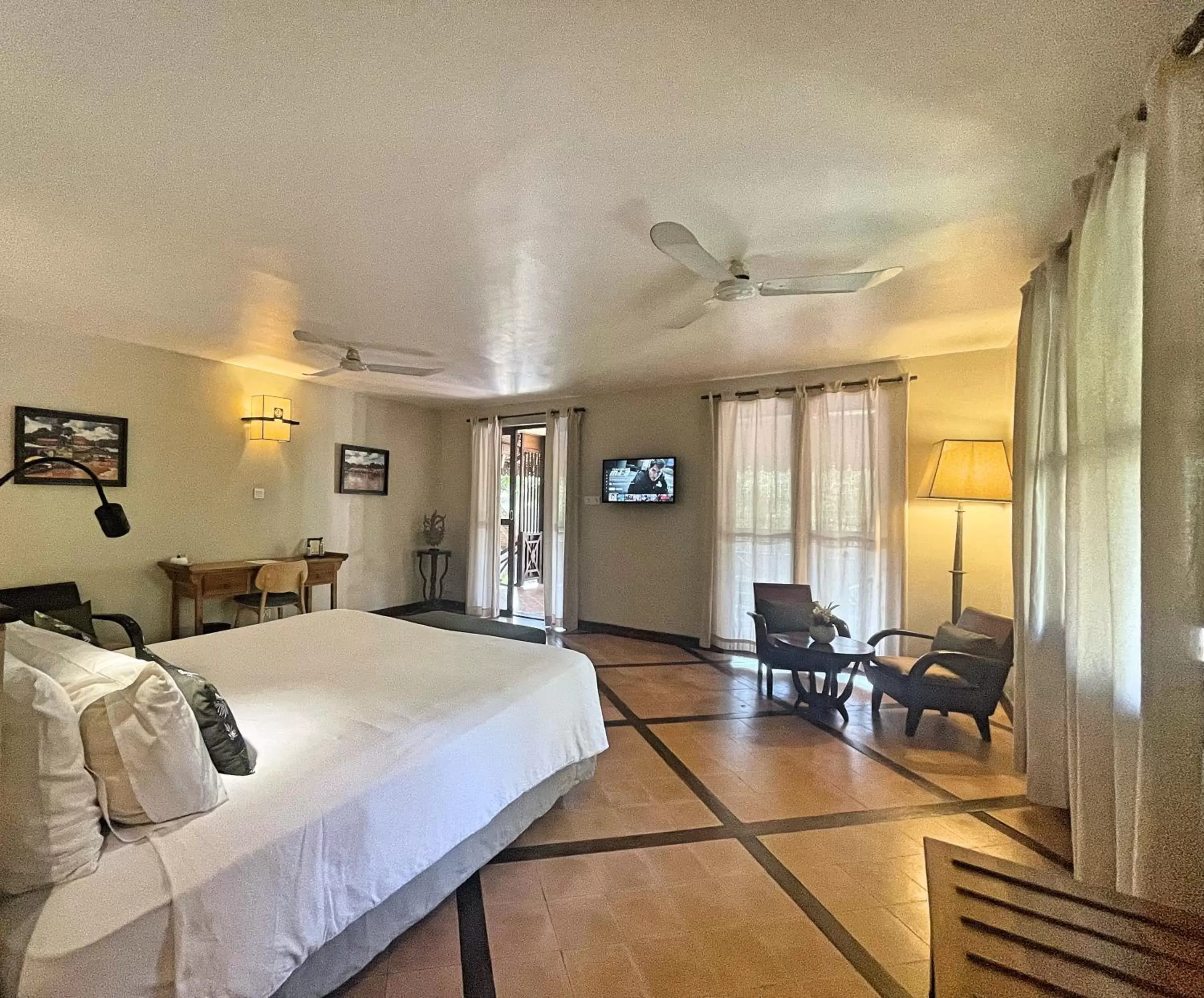 Bedroom in La Palmeraie D'angkor