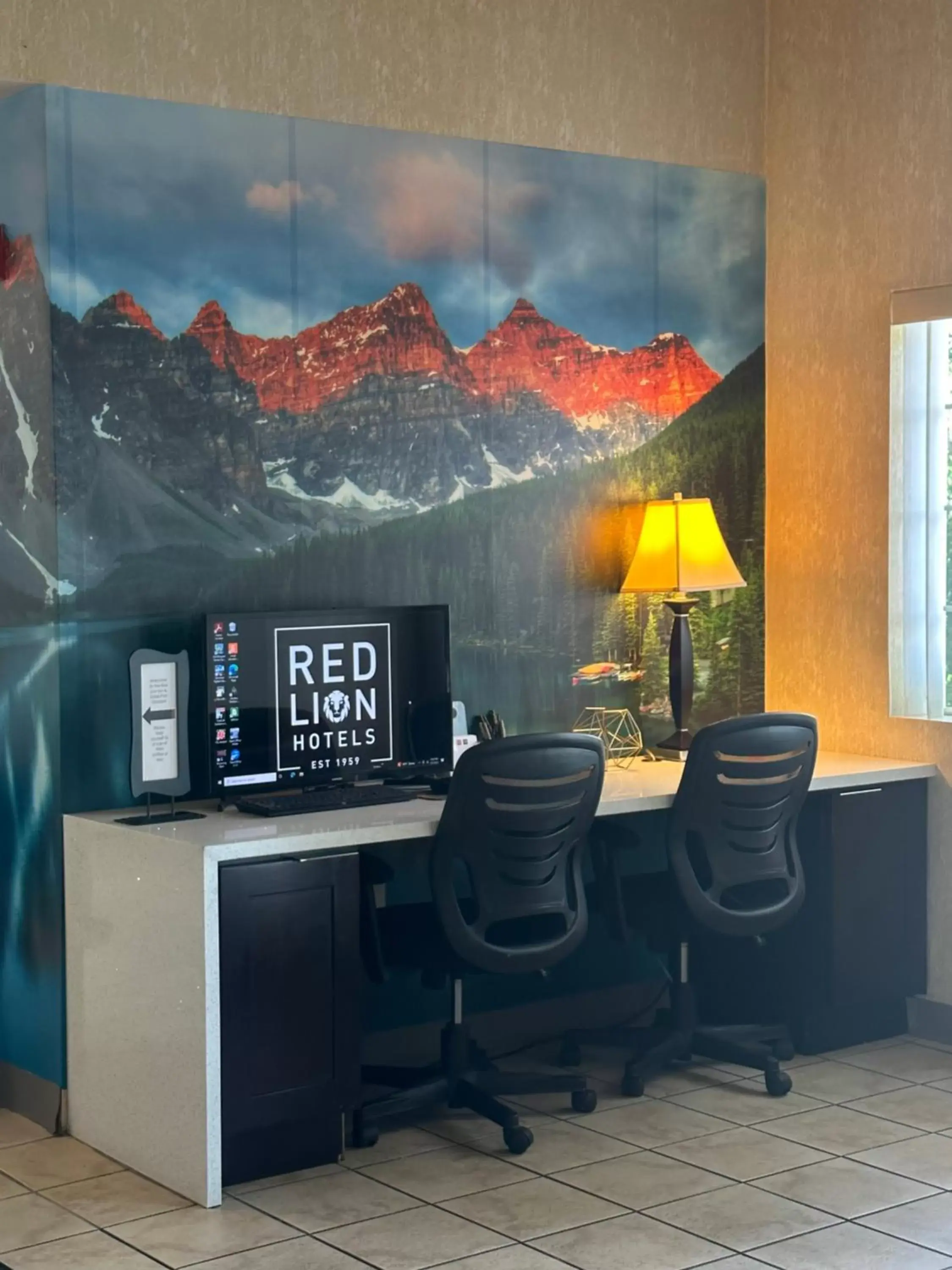 Lobby or reception in Red Lion Inn & Suites Port Orchard
