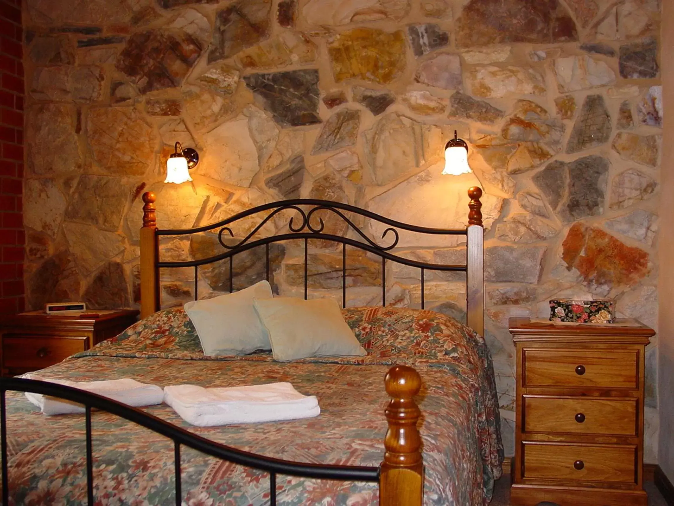 Bedroom, Bed in Langmeil Cottages