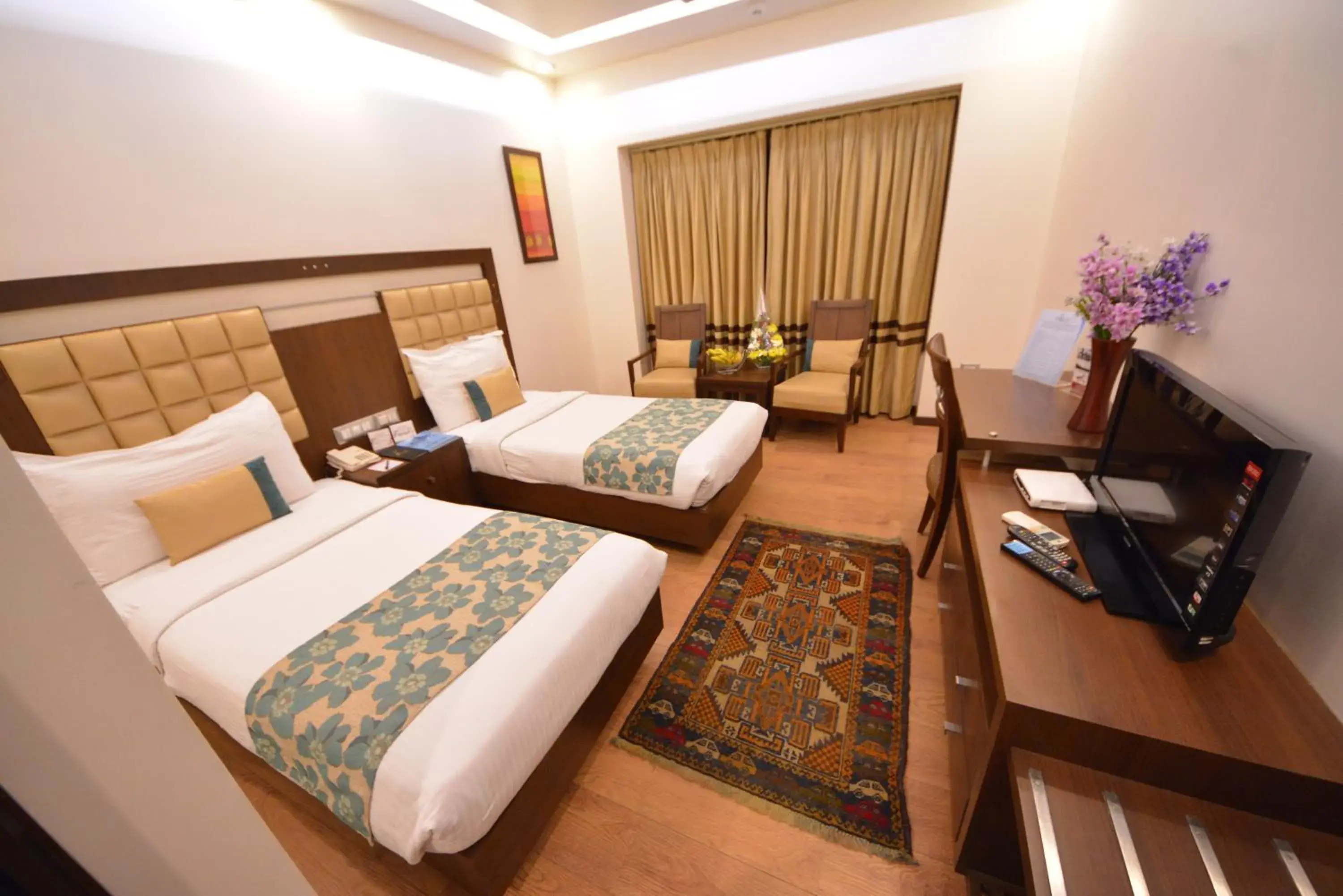 Photo of the whole room, Bed in Hotel Legend Inn @ Nagpur