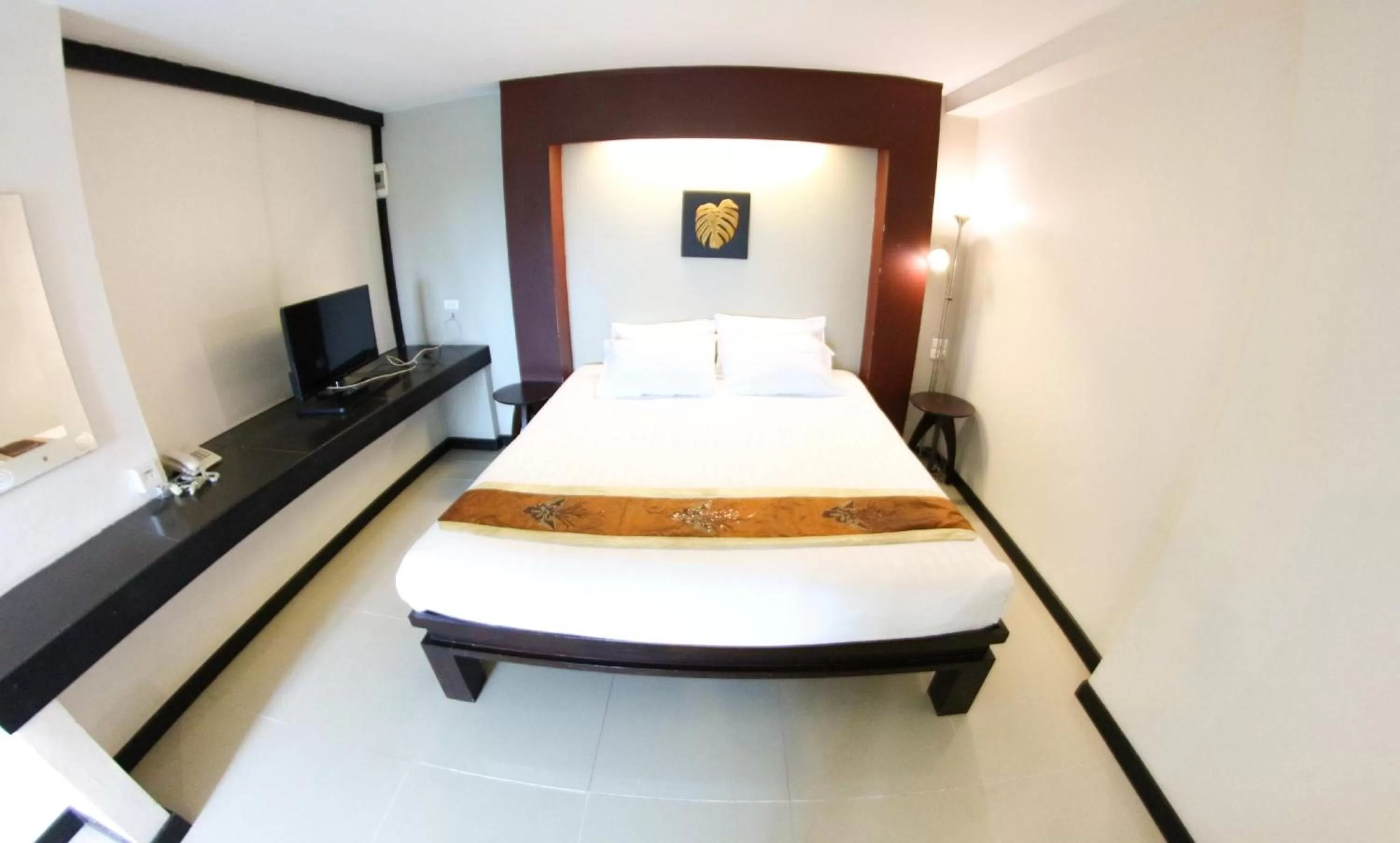 Bedroom, Bed in Smith Residence