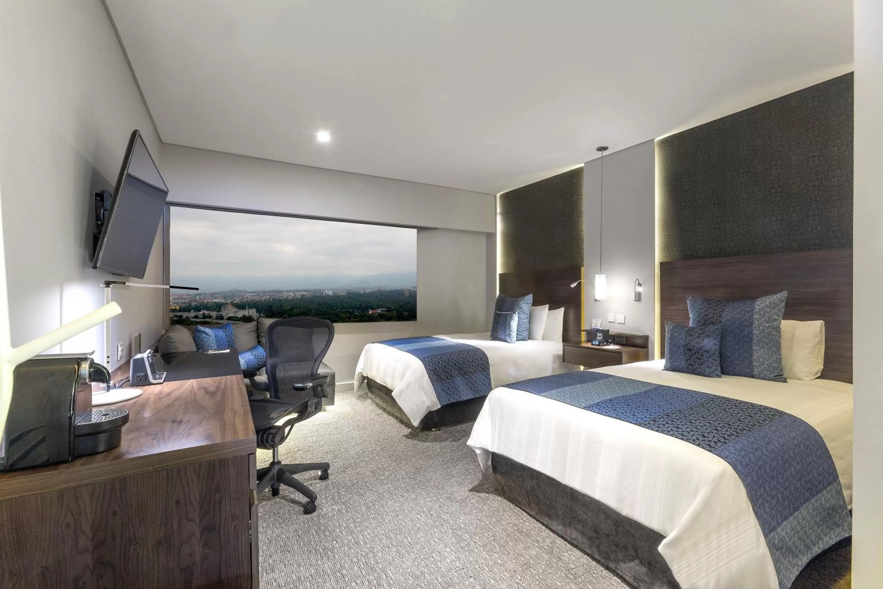 Photo of the whole room, Bed in Presidente InterContinental Mexico City by IHG