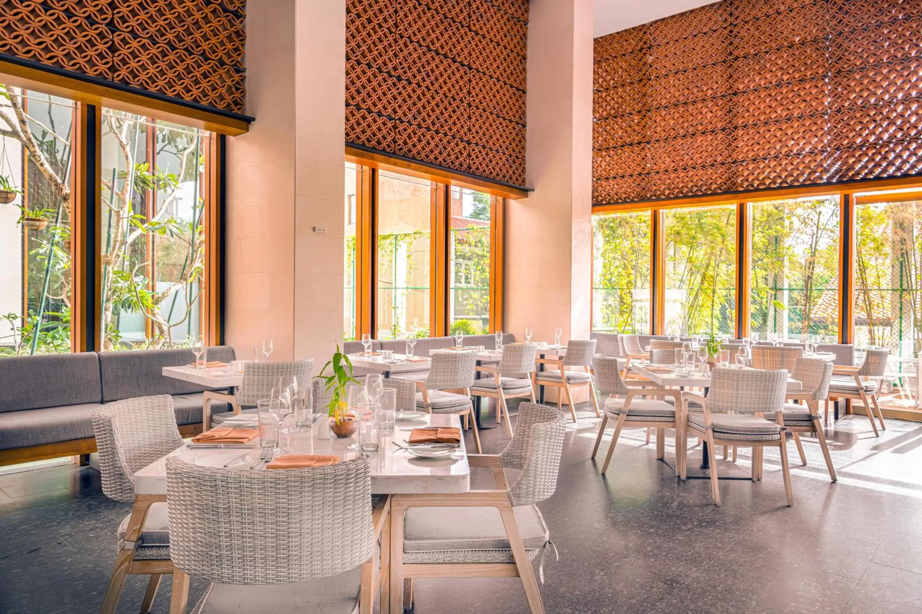 Restaurant/places to eat in Jetwing Colombo Seven Restaurant/places to eat in Jetwing Colombo Seven