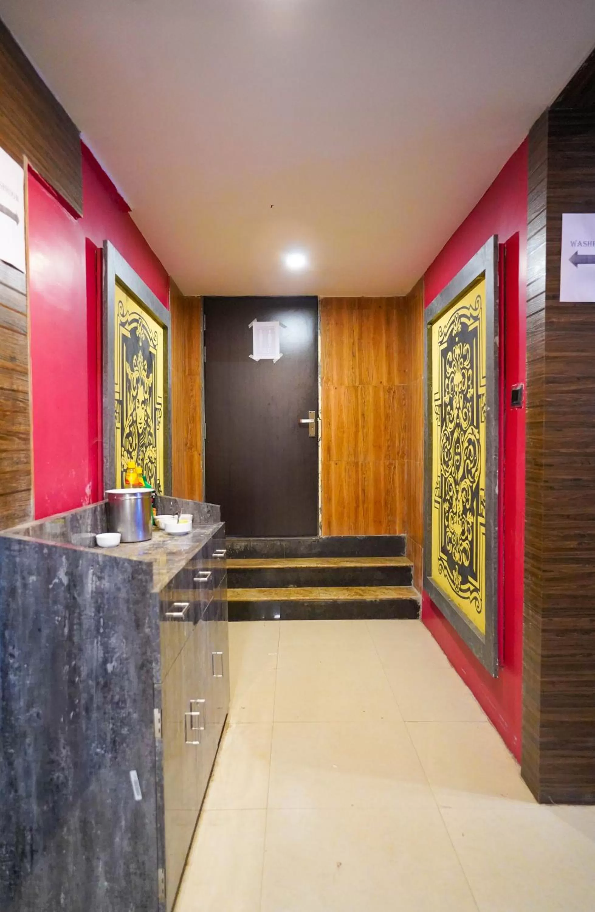 Lounge or bar in Hotel Floret Inn