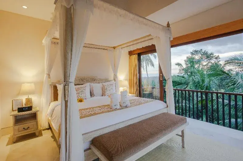 Bed in Visesa Ubud Resort
