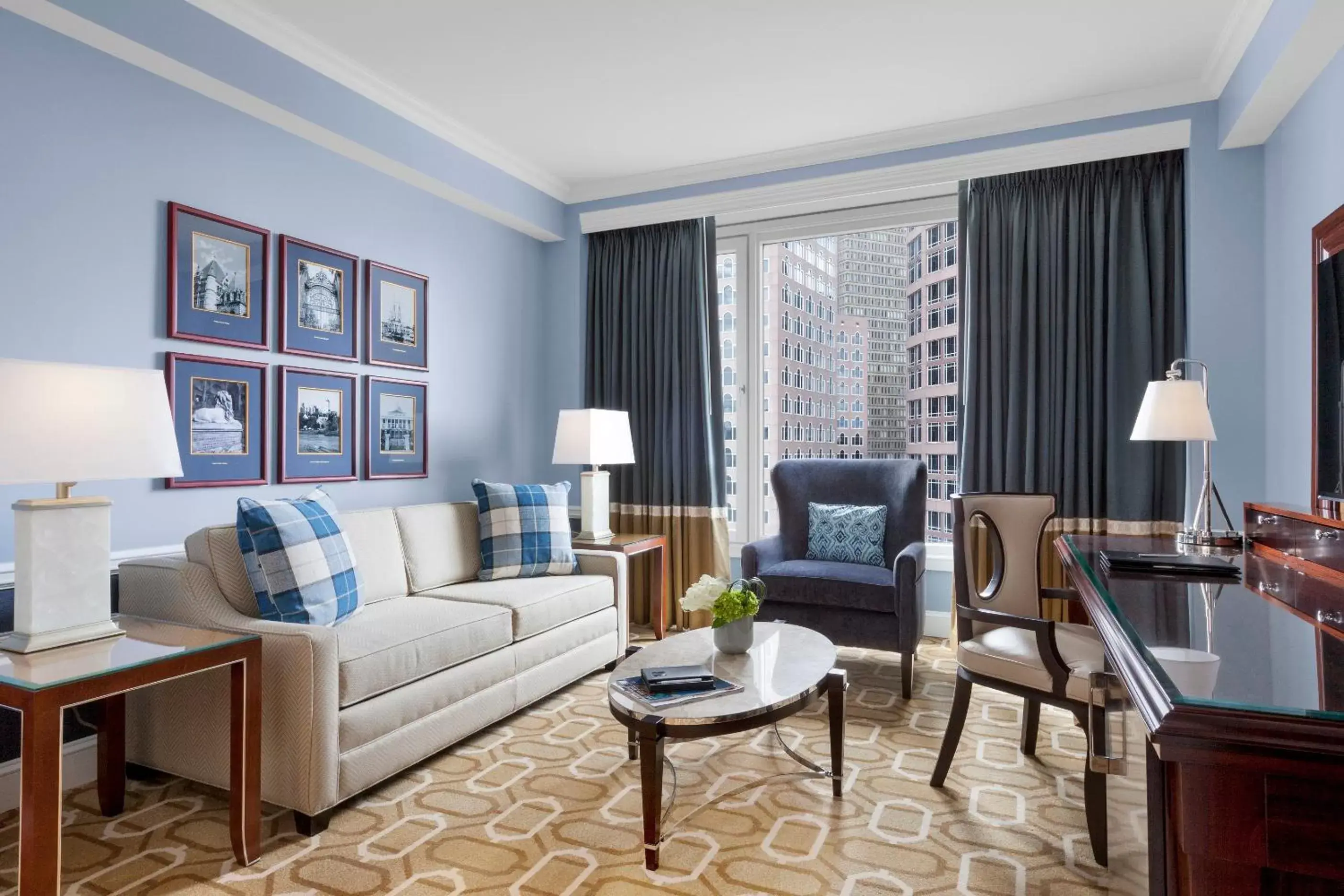 Living room, Seating Area in Boston Harbor Hotel