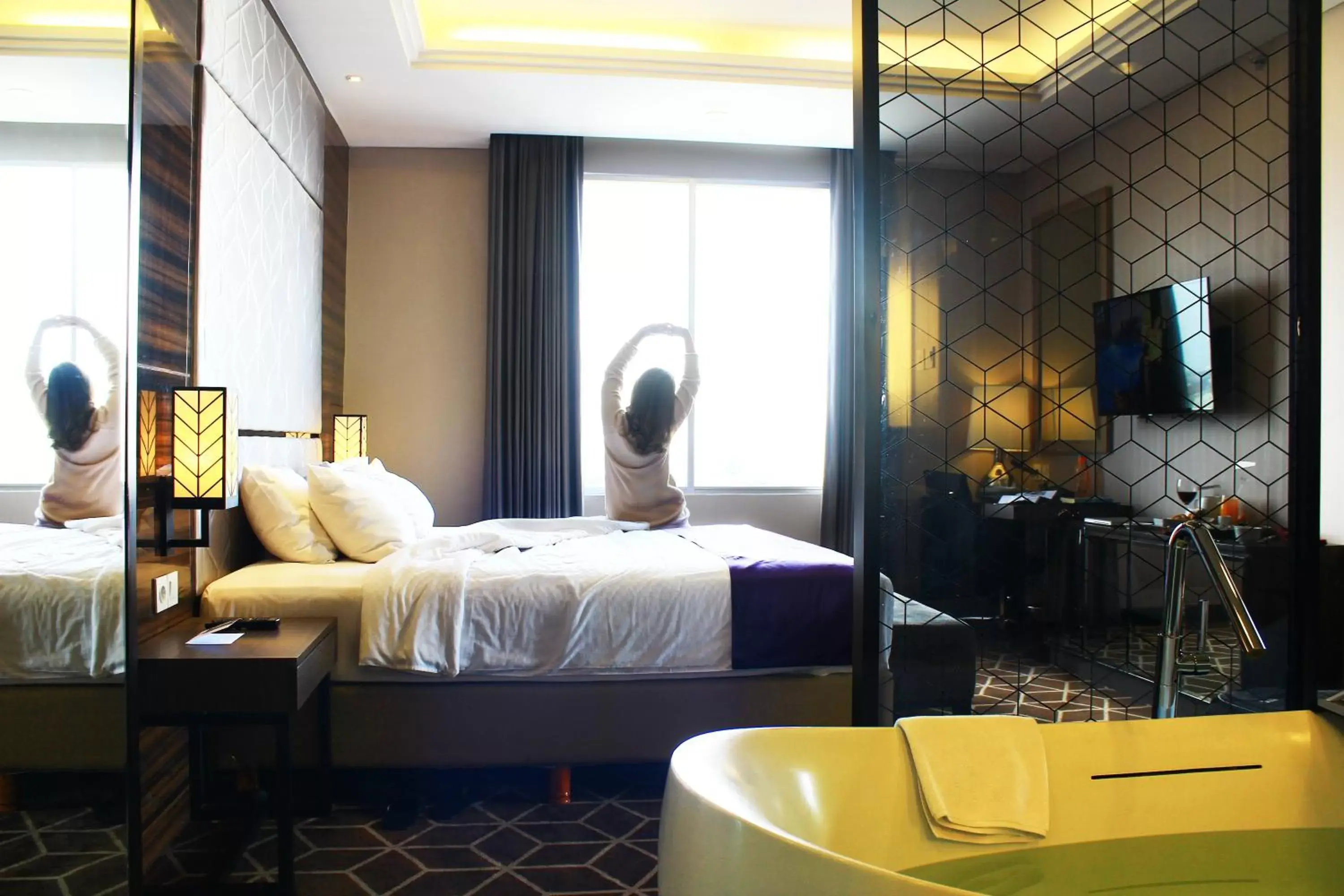 Guests, Bed in Swiss-Belinn Tunjungan Surabaya Guests, Bed in Swiss-Belinn Tunjungan Surabaya