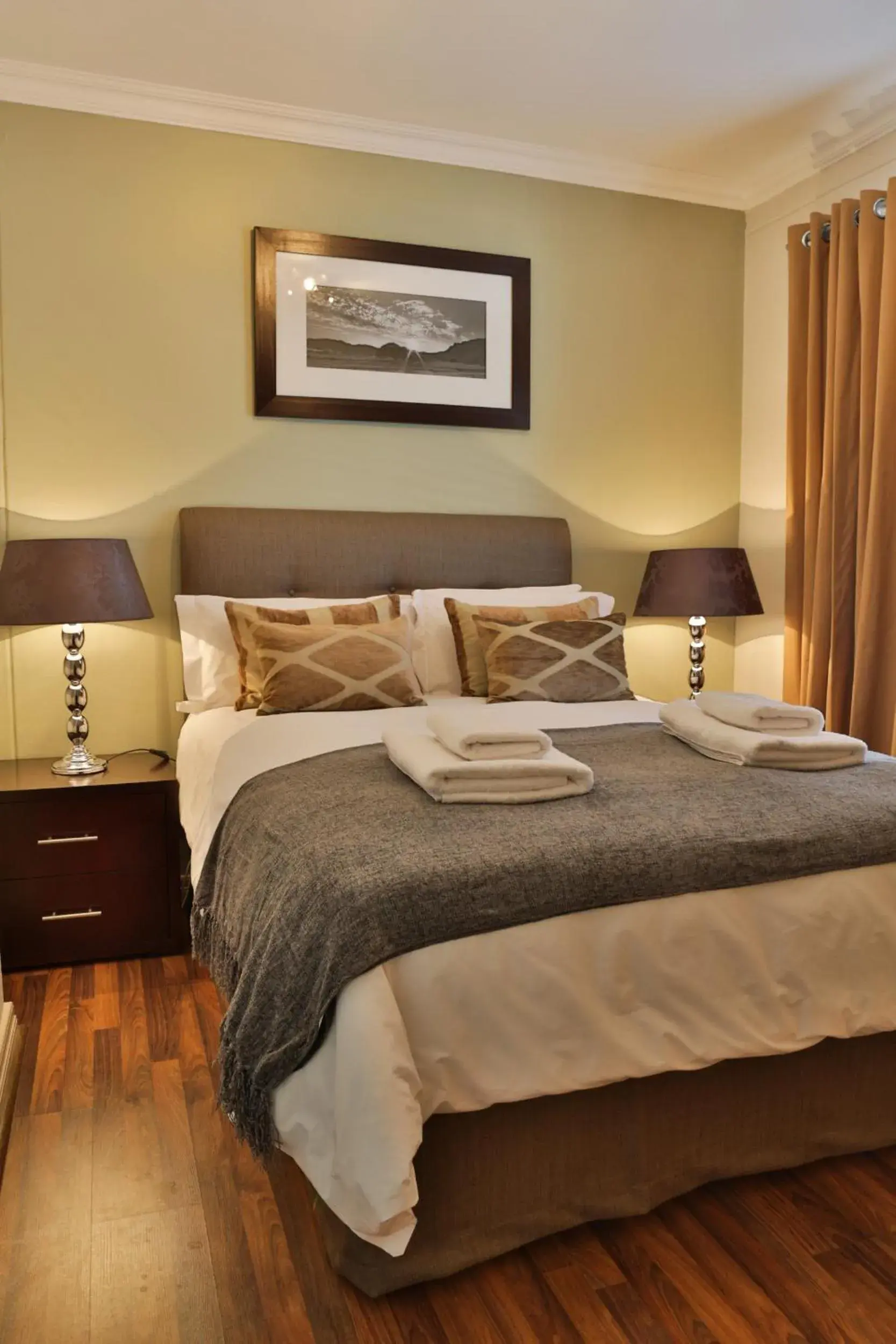 Bedroom, Bed in WeStay Westpoint Apartments