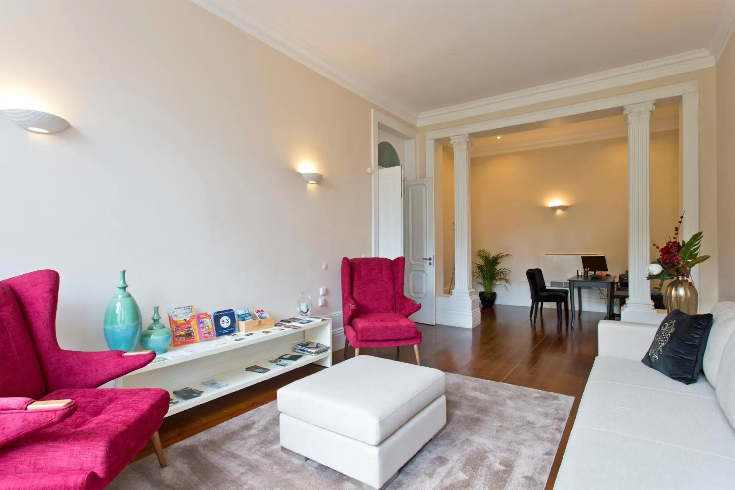 Lobby or reception, Seating Area in Oporto Comfort Charming Cedofeita
