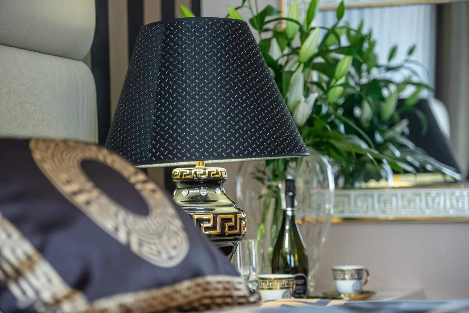 Decorative detail in Hotel Royal