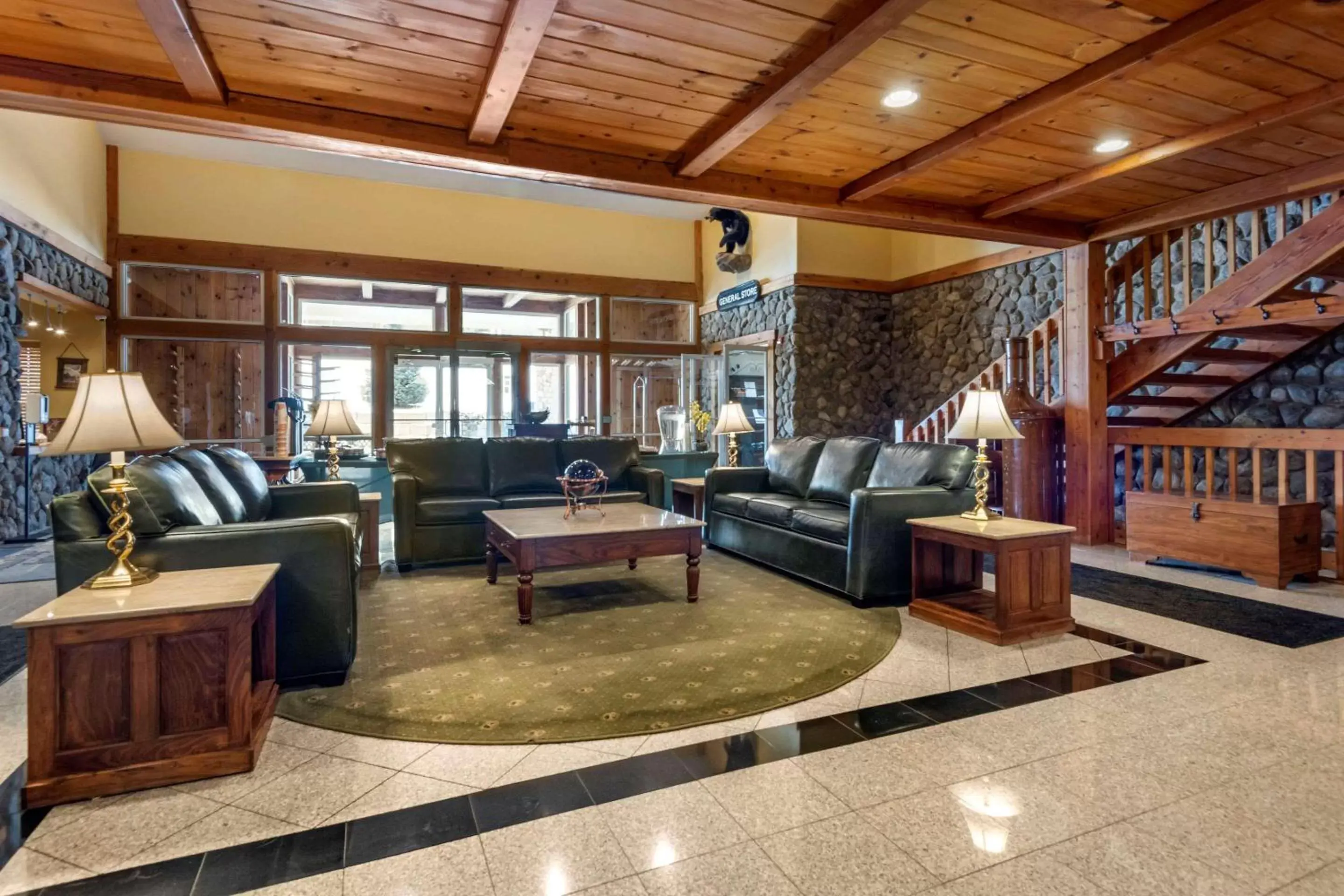 Lobby or reception in Mountain Edge Suites at Sunapee, Ascend Hotel Collection