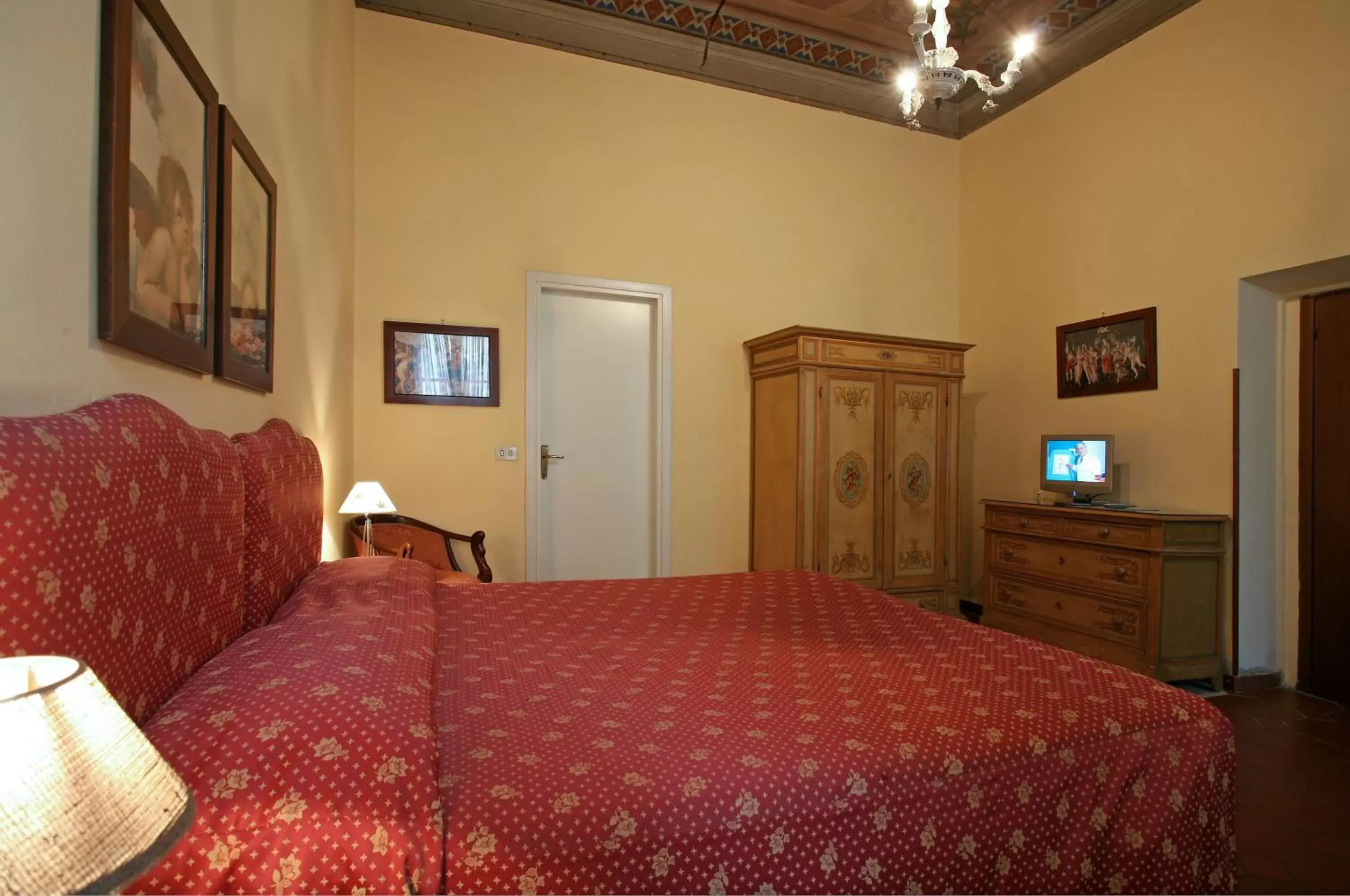 Double Room (1 Adult) in Hotel Villa Liana