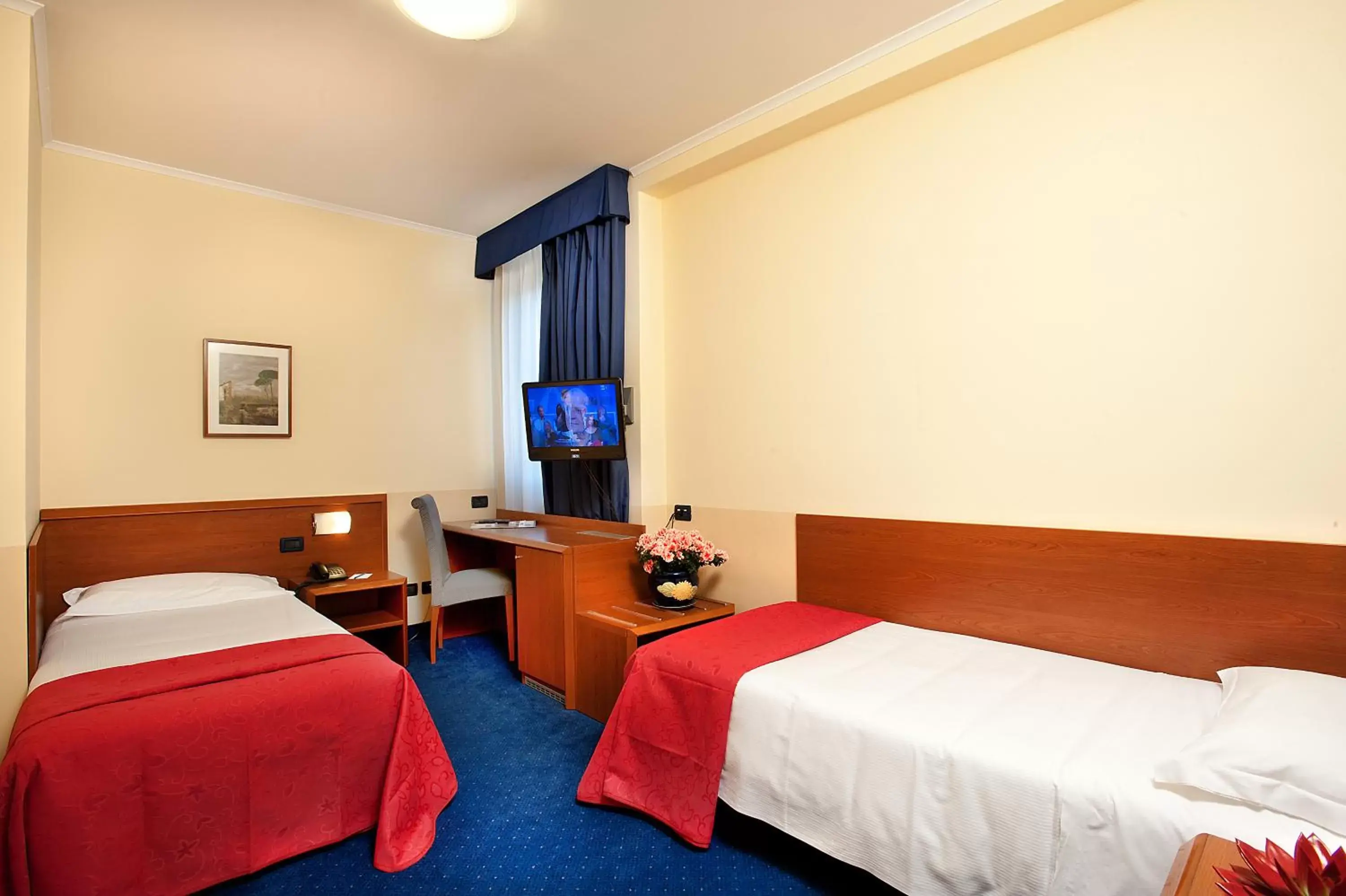 Bed in Best Western Blu Hotel Roma