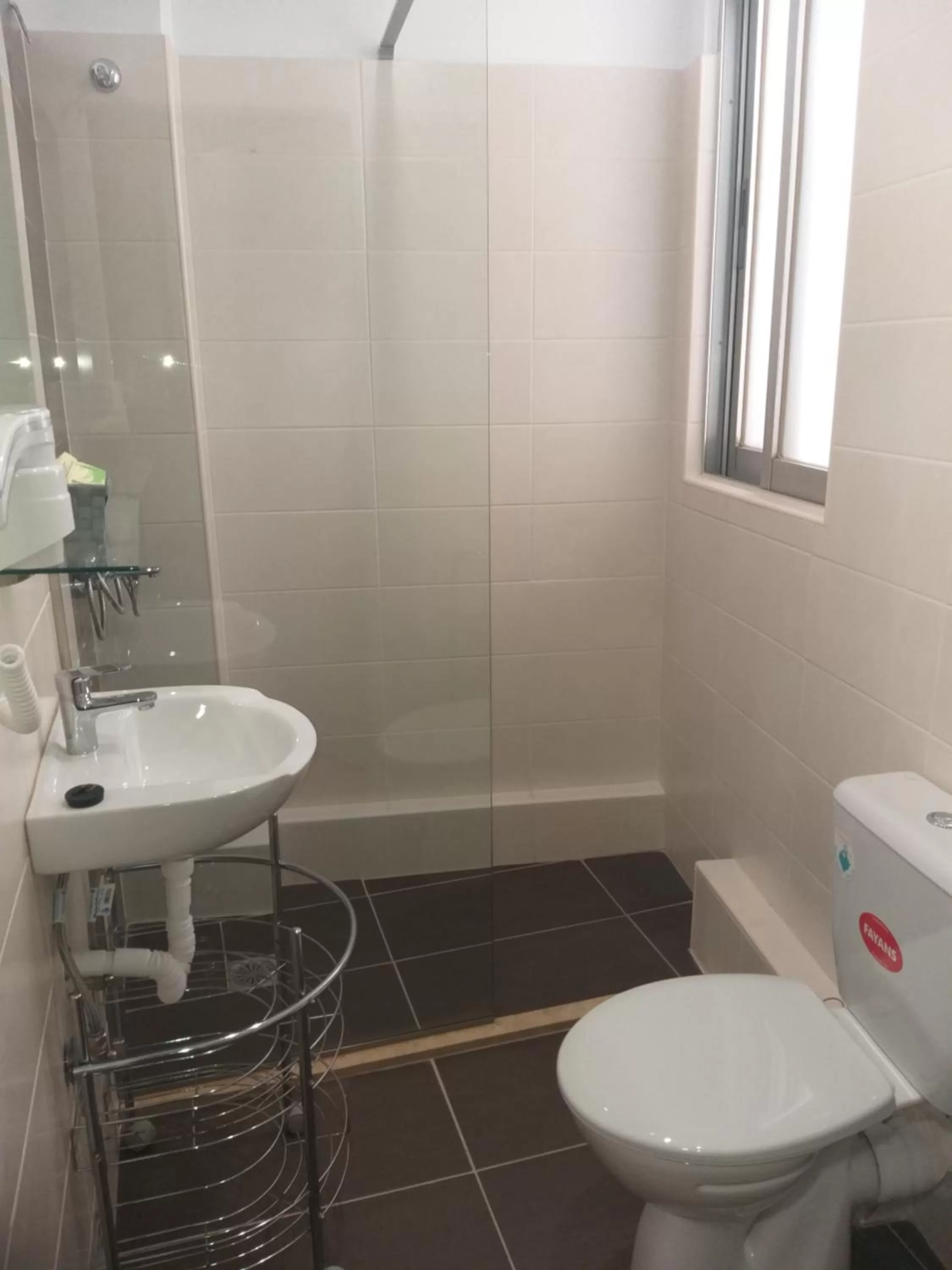 Bathroom in Apollo Hotel