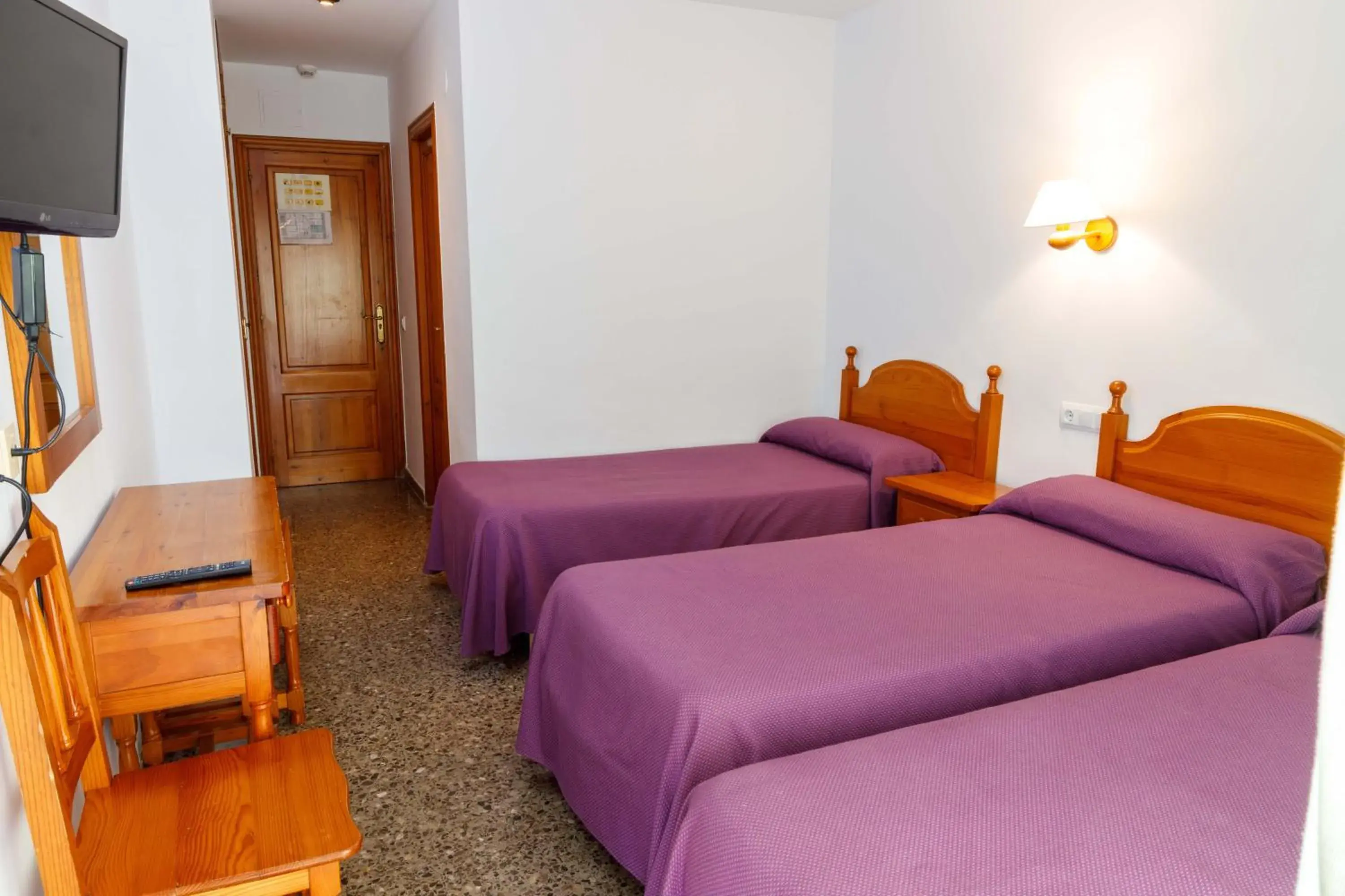 Bed in Hotel Herasu