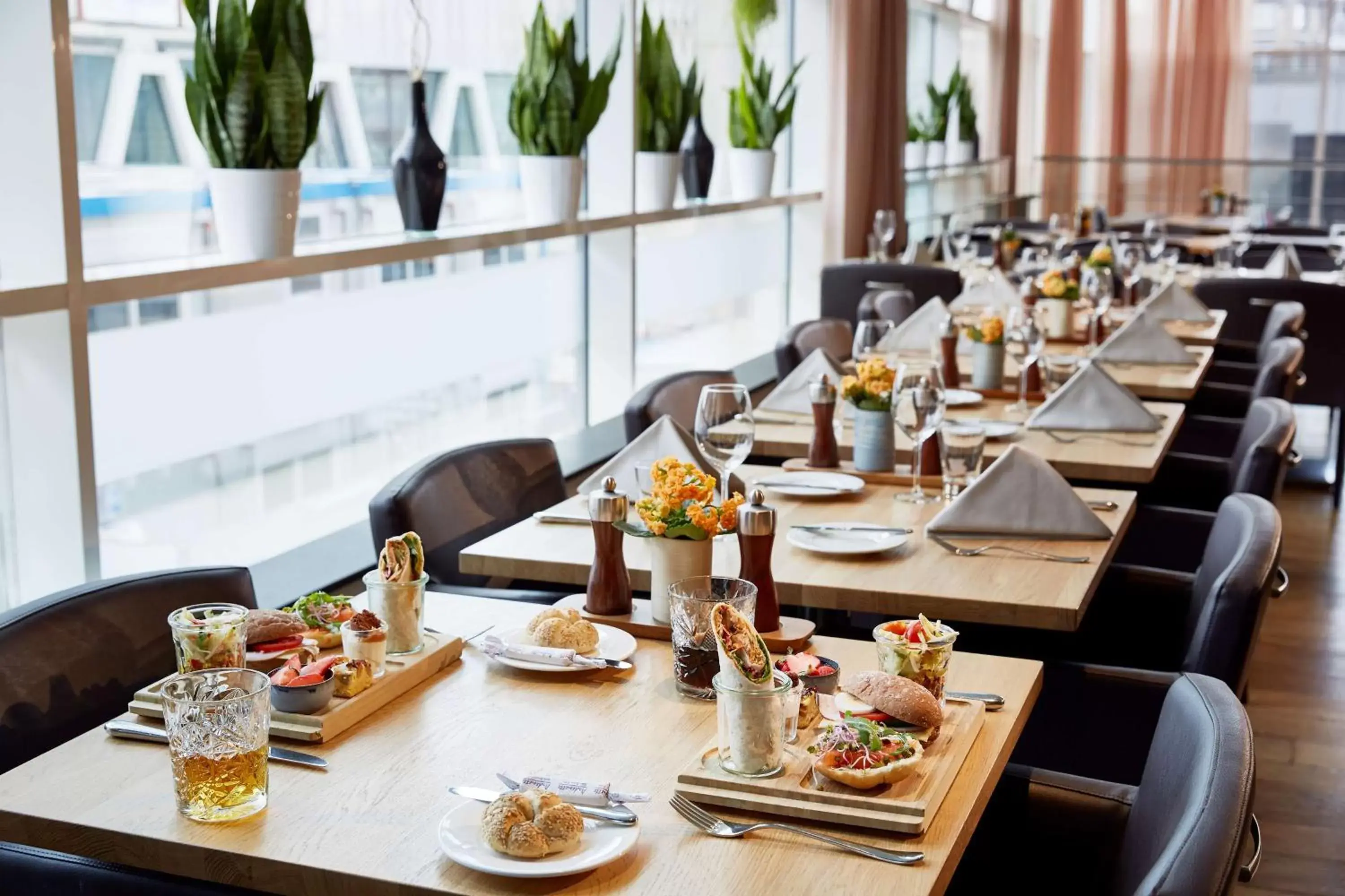 Restaurant/Places to Eat in Lindner Hotel Antwerp, part of JdV by Hyatt