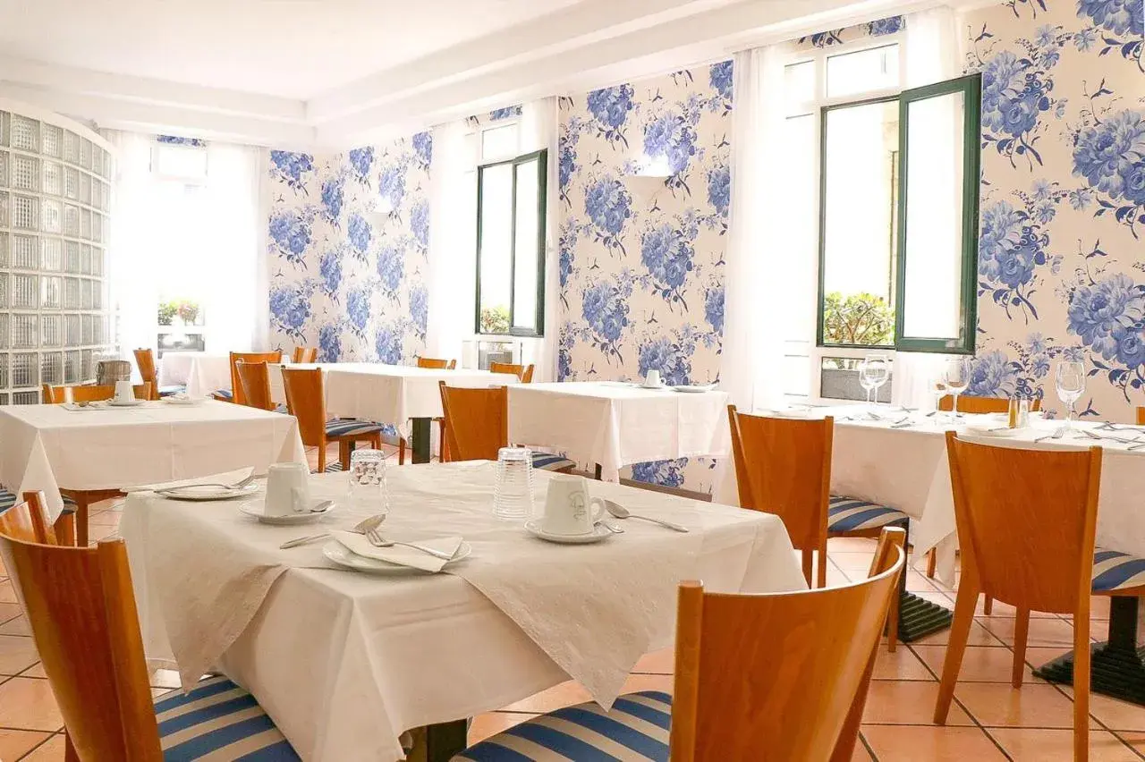 Restaurant/places to eat in Amparo Restaurant/places to eat in Amparo